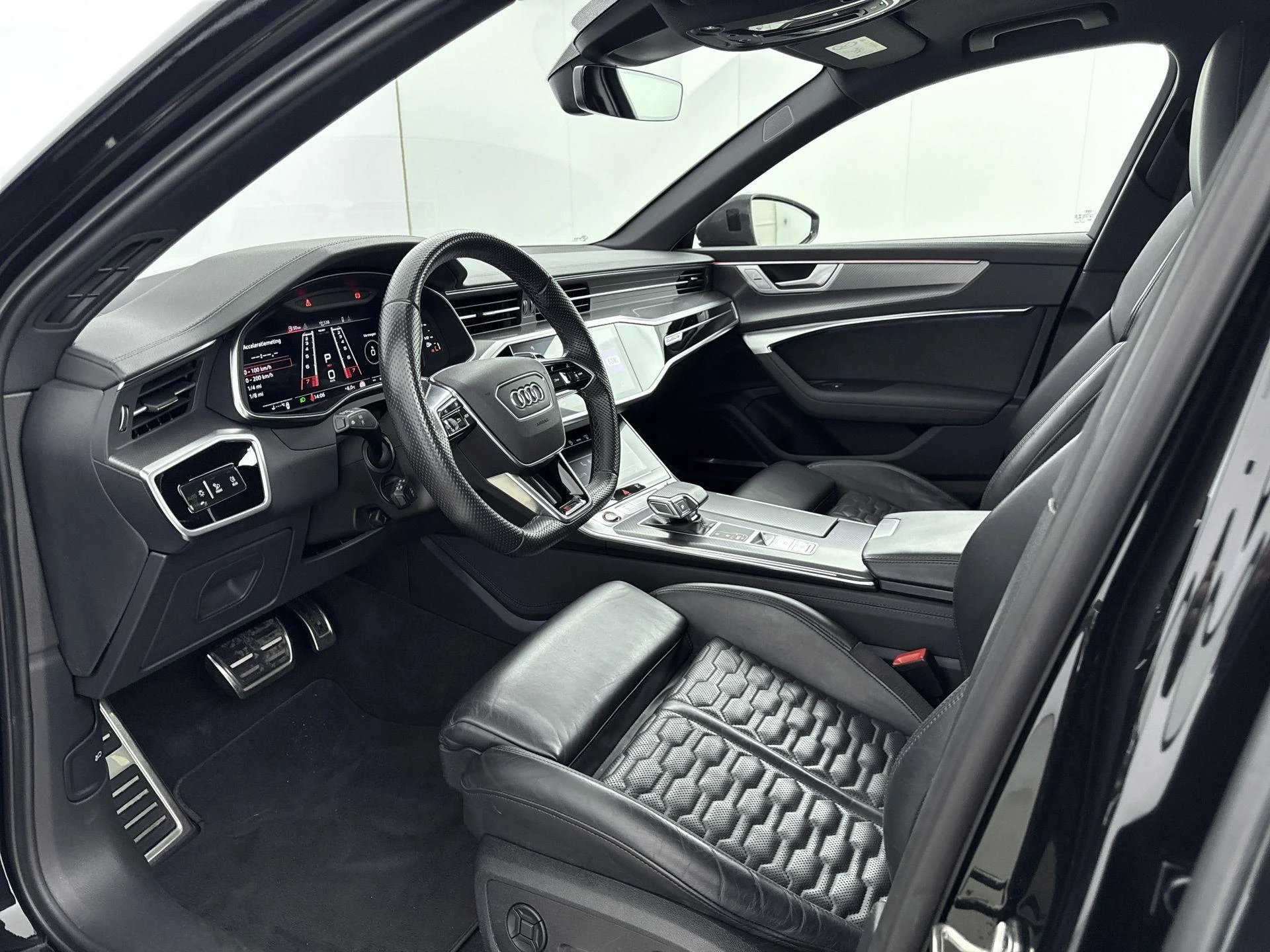 Audi-RS6-image-7