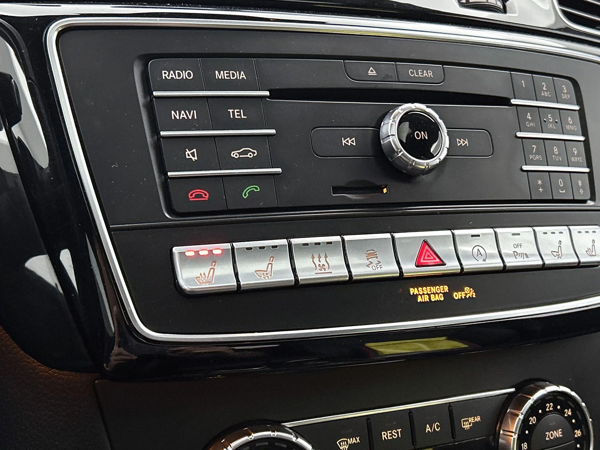 Mercedes-Benz-GLE-image-7