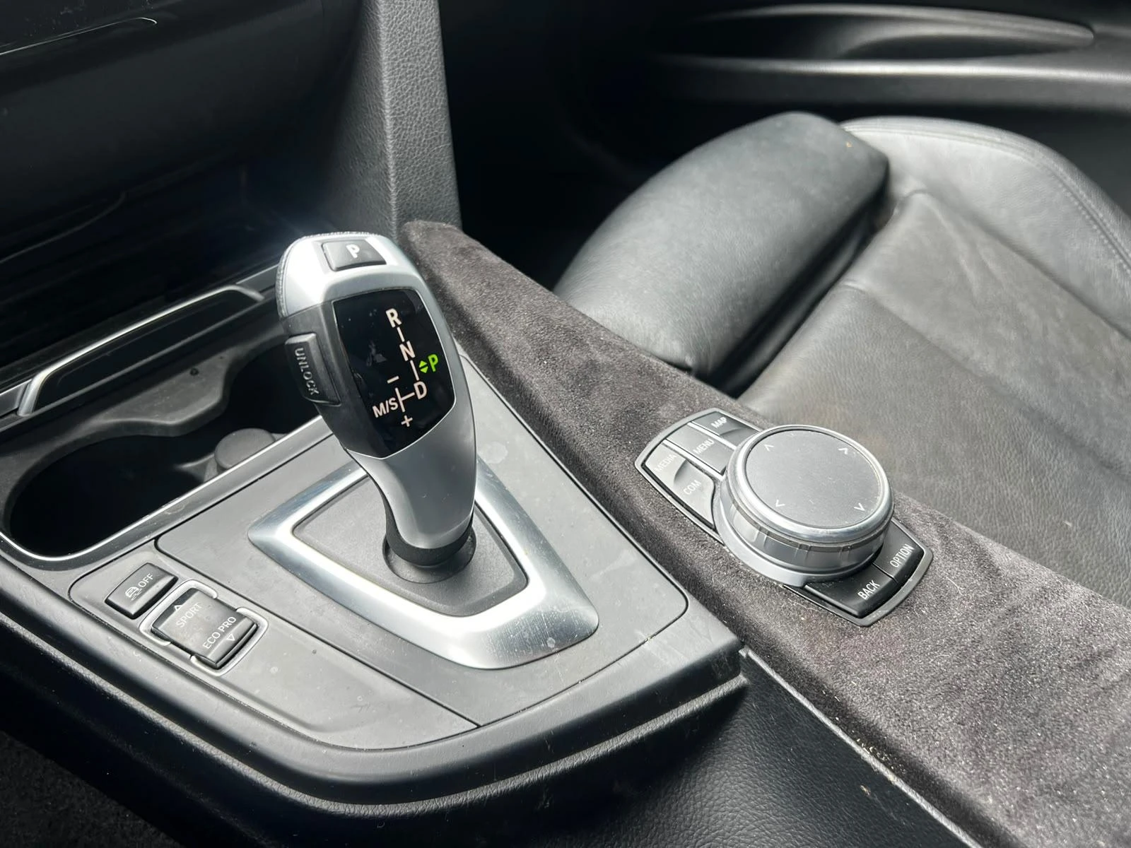 BMW-3 Serie-image-6