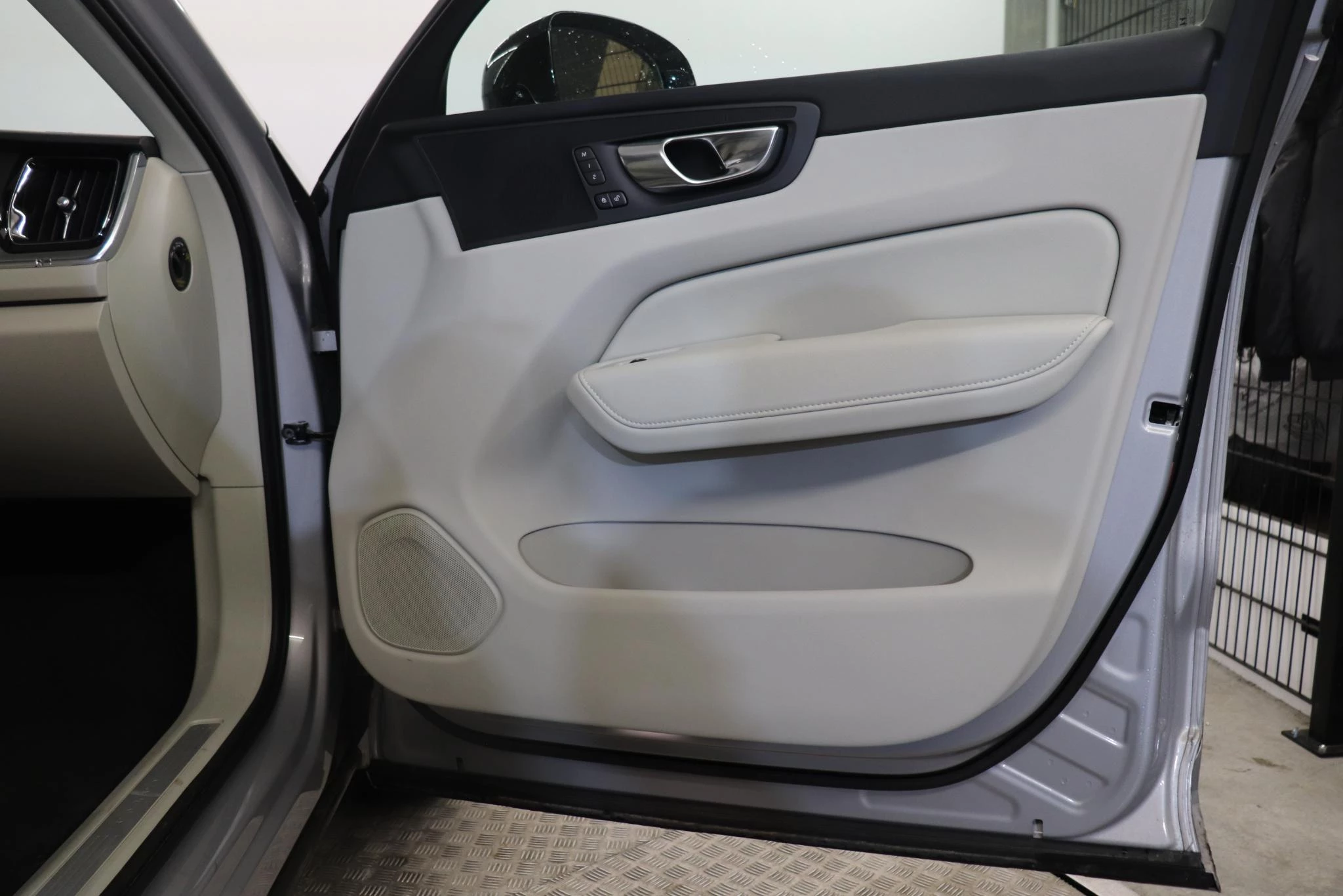 Volvo-XC60-image-11