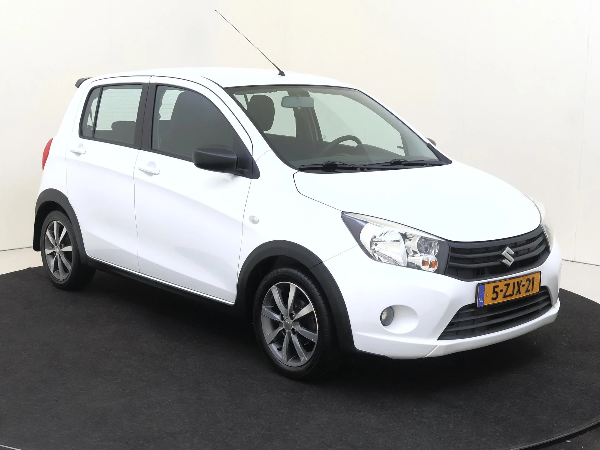Suzuki-Celerio-image-1