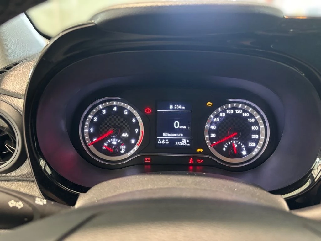 Hyundai-i10-image-6