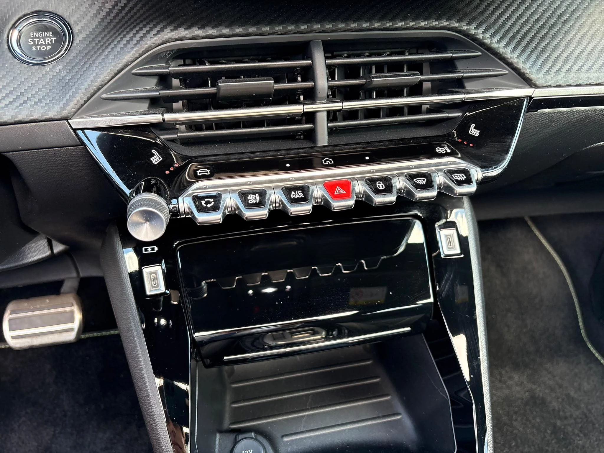 Peugeot-2008-image-16