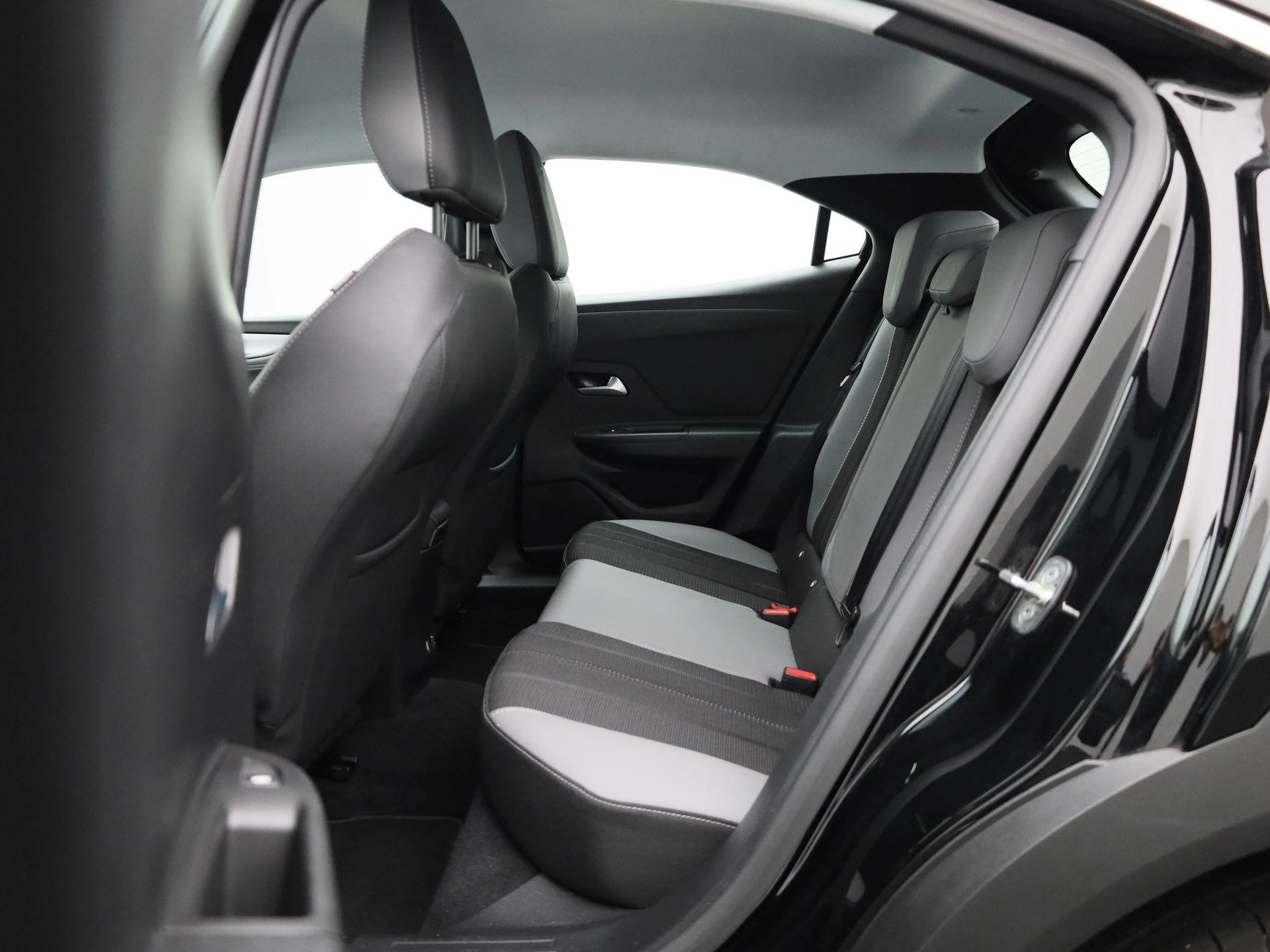 Opel-Mokka-image-11