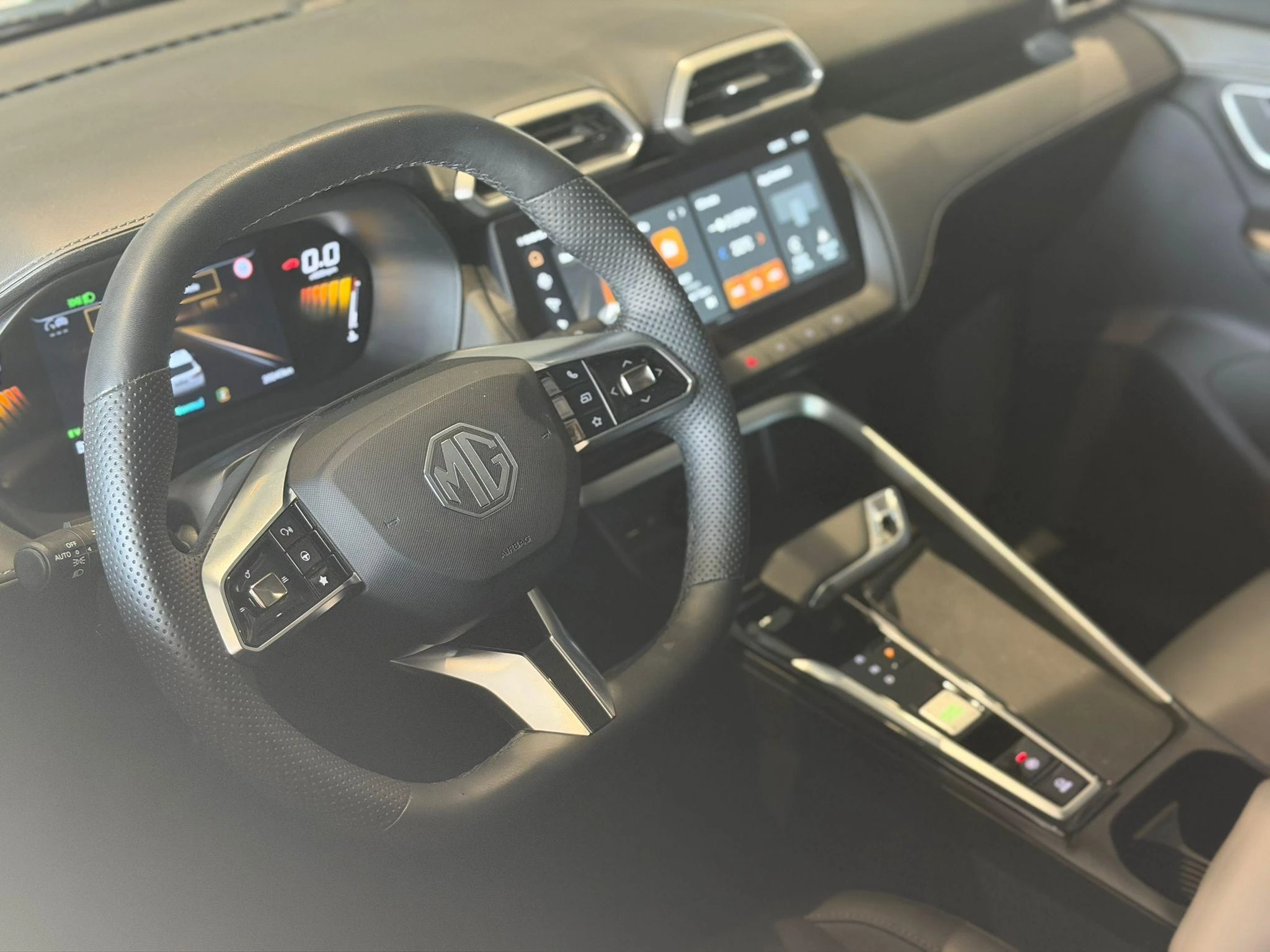 MG ZS 1.5 Hybrid+ Aut. Luxury