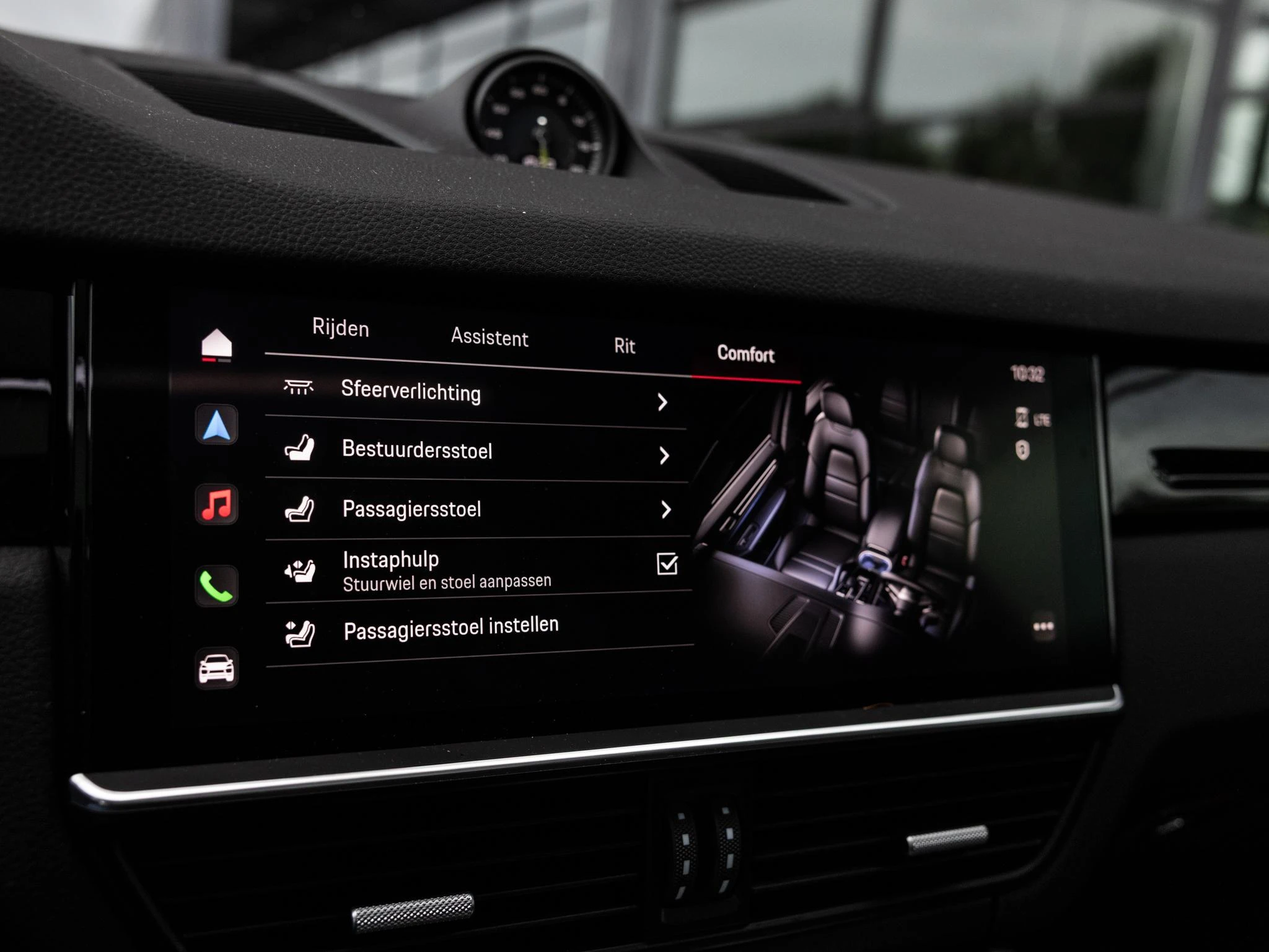 Porsche-Cayenne-image-14