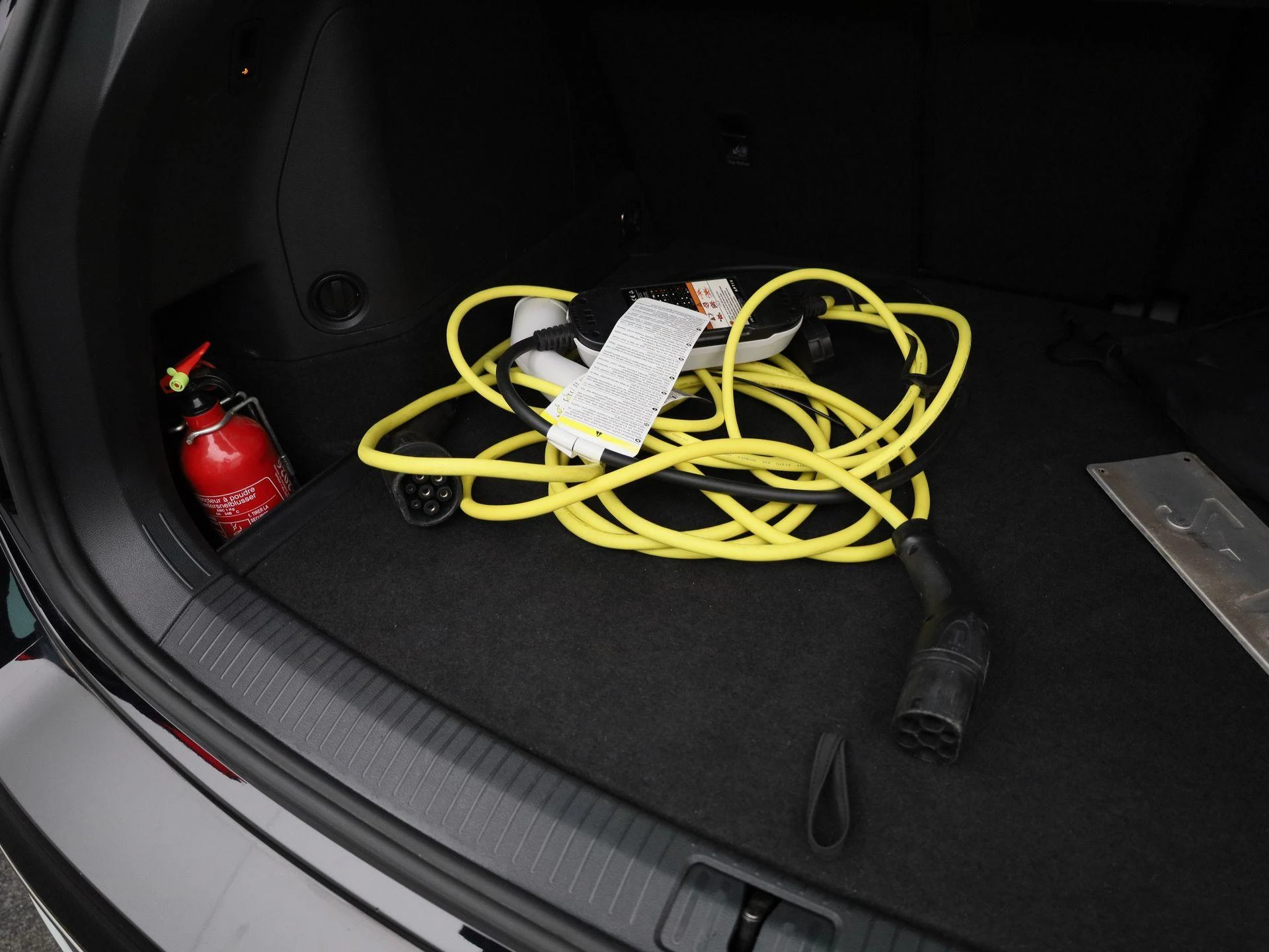 Volkswagen-Tiguan-image-14