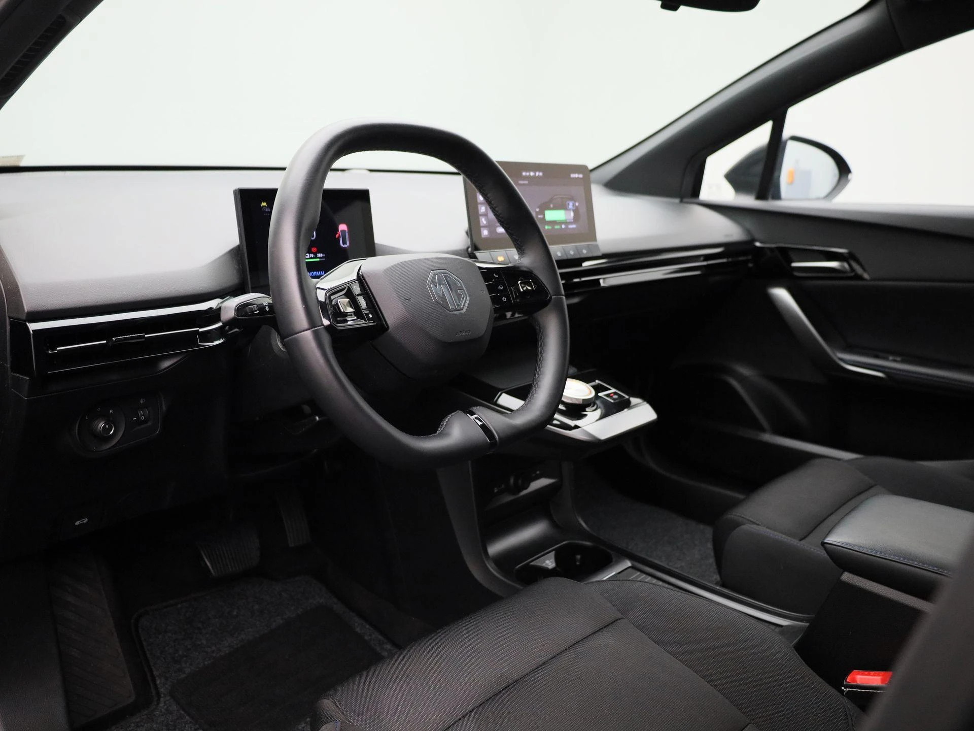 MG-MG4 EV-image-27