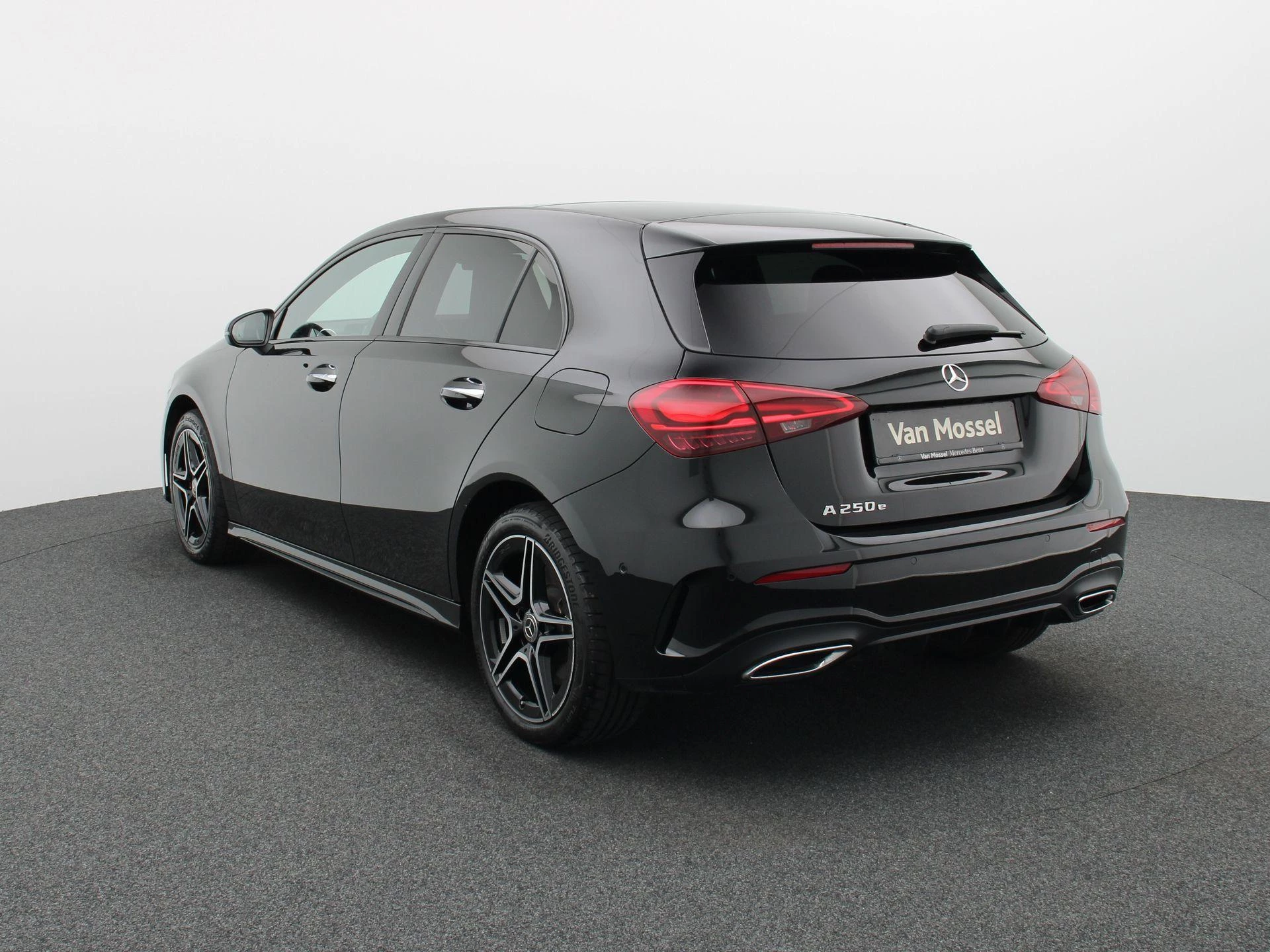 Mercedes-Benz Classe A 250 e AMG Line + PANORAMISCH DAK + CARPLAY + NIGHTPAKKET +