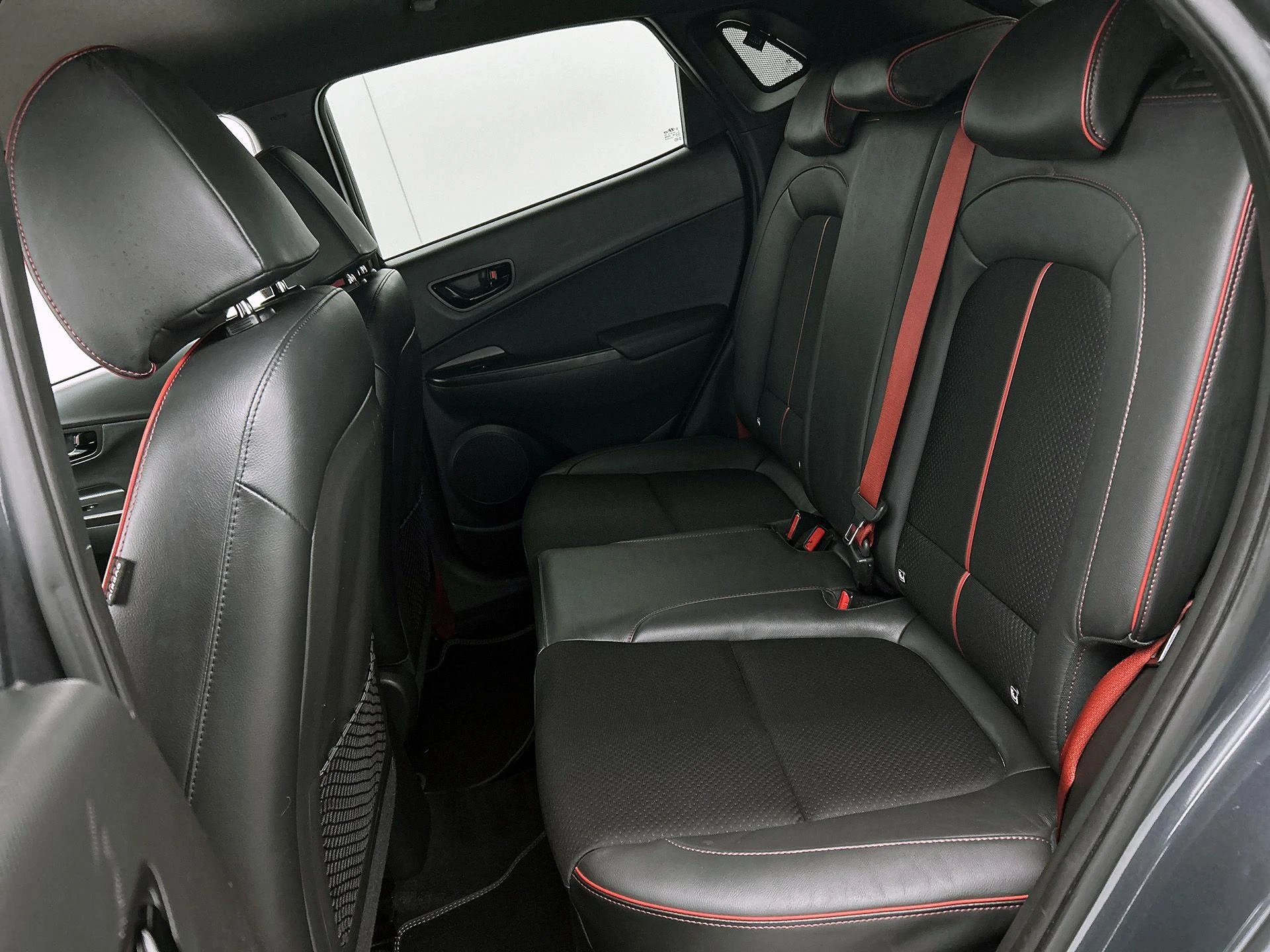 Hyundai-Kona-image-26