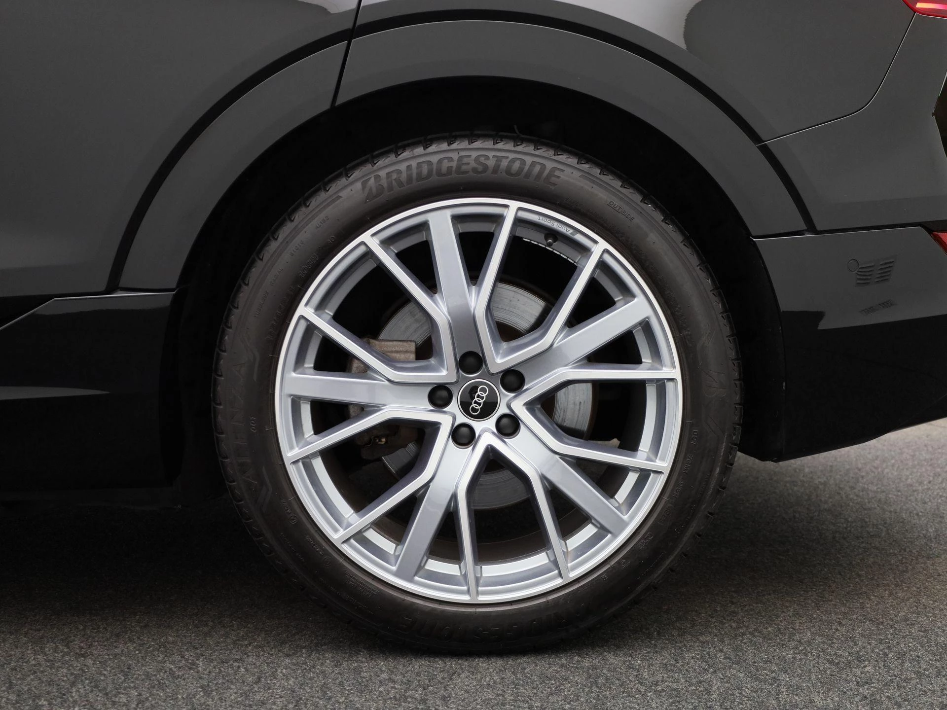 Audi-e-tron-image-6