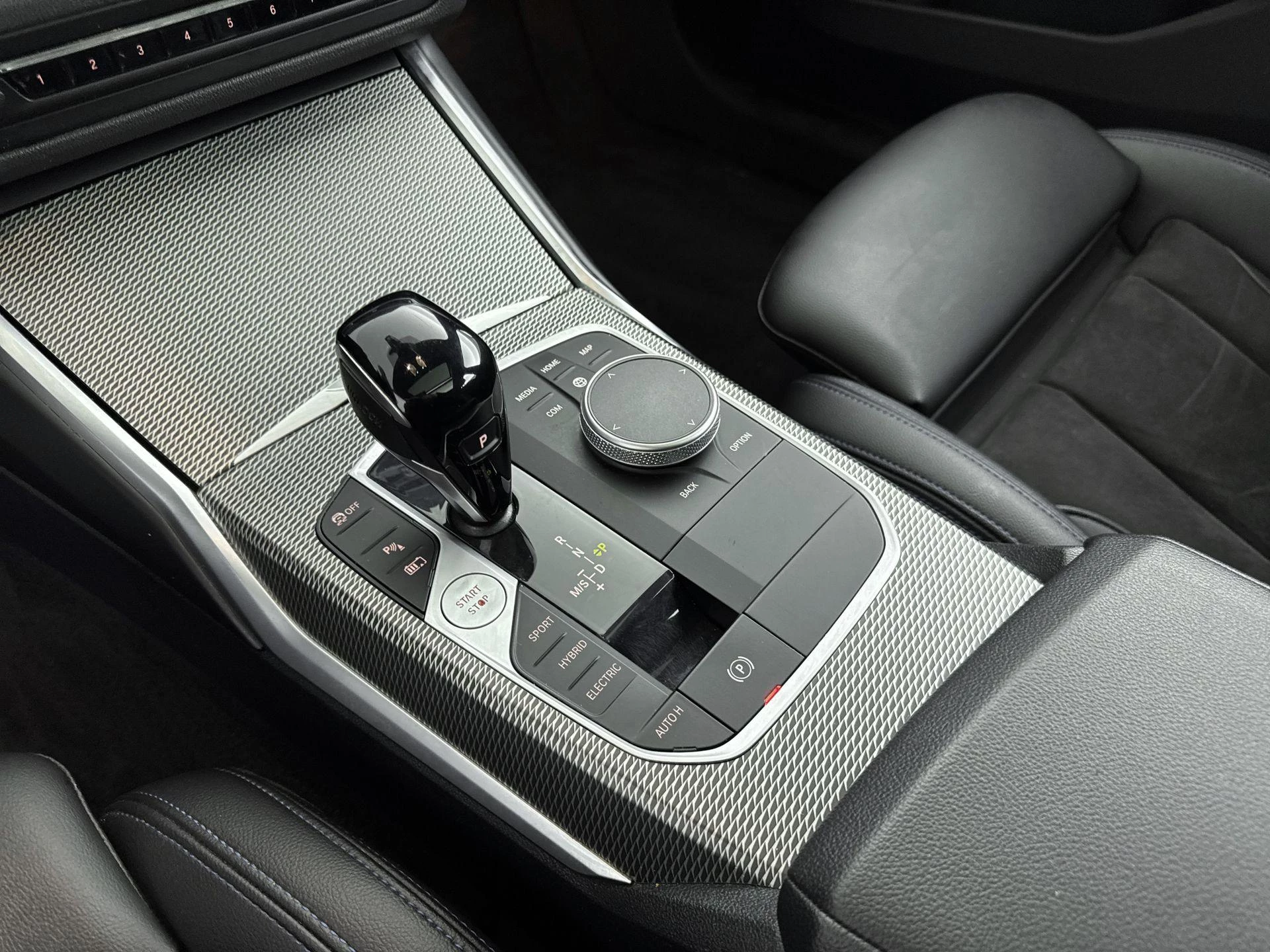 BMW-3 Serie-image-12