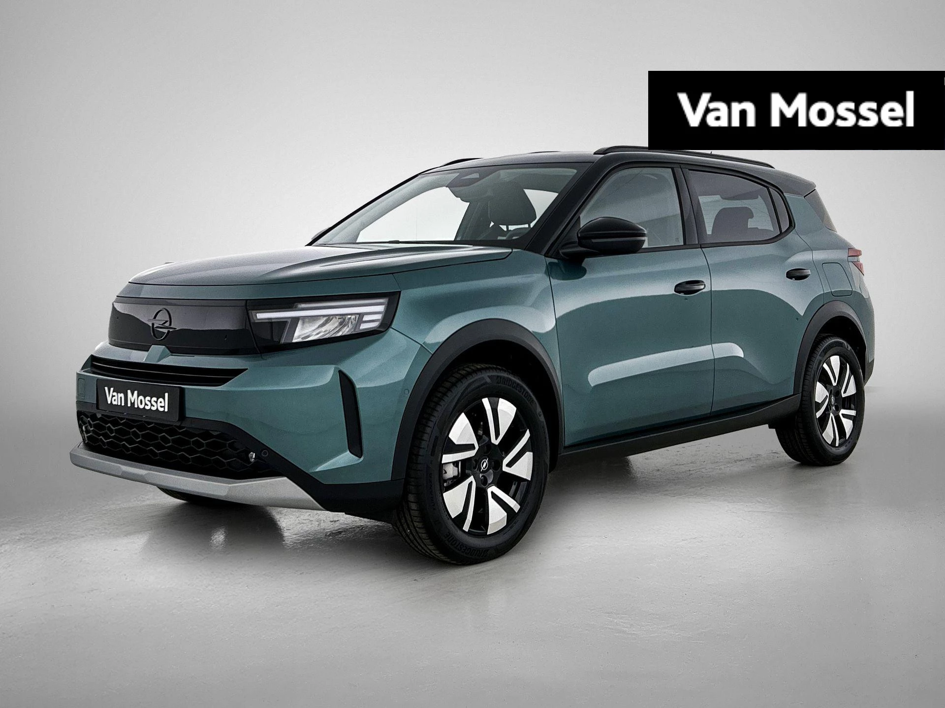 Opel-Frontera-image-0