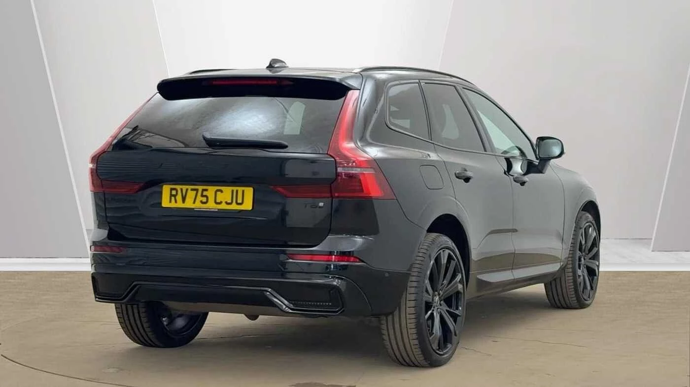 Volvo XC60 T6 AWD PHEV Recharge Black Edition Plus