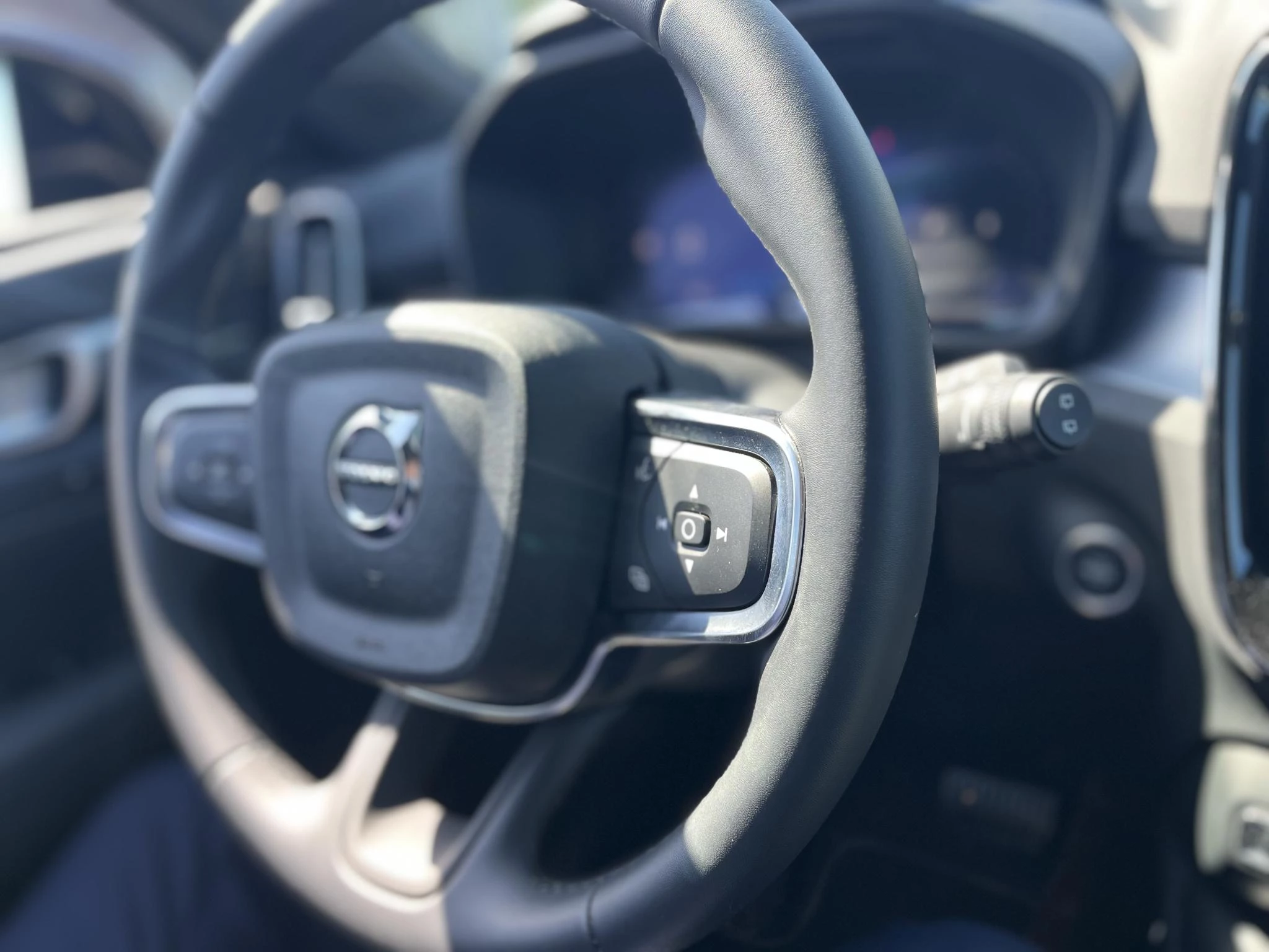 Volvo-XC40-image-12