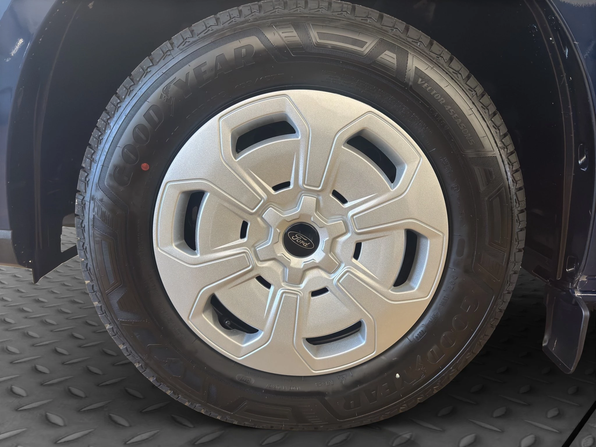Ford-Transit Custom-image-6