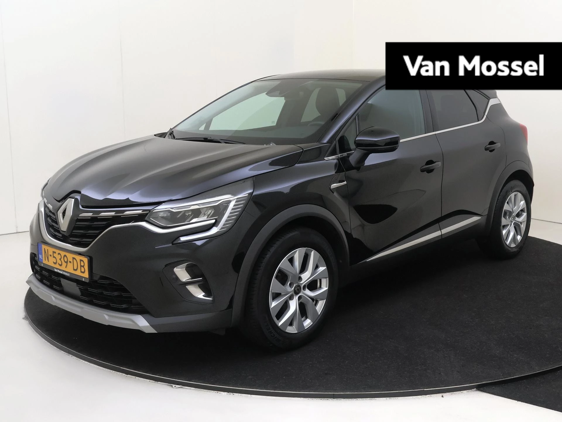 Renault-Captur-image-0
