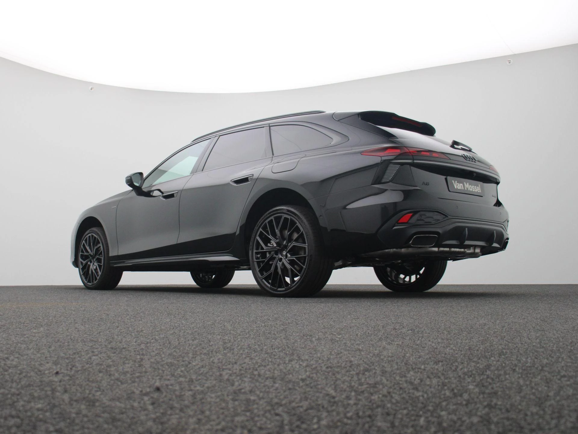 Audi A6 Avant 2.0 e-hybrid quattro S edition 299 PK