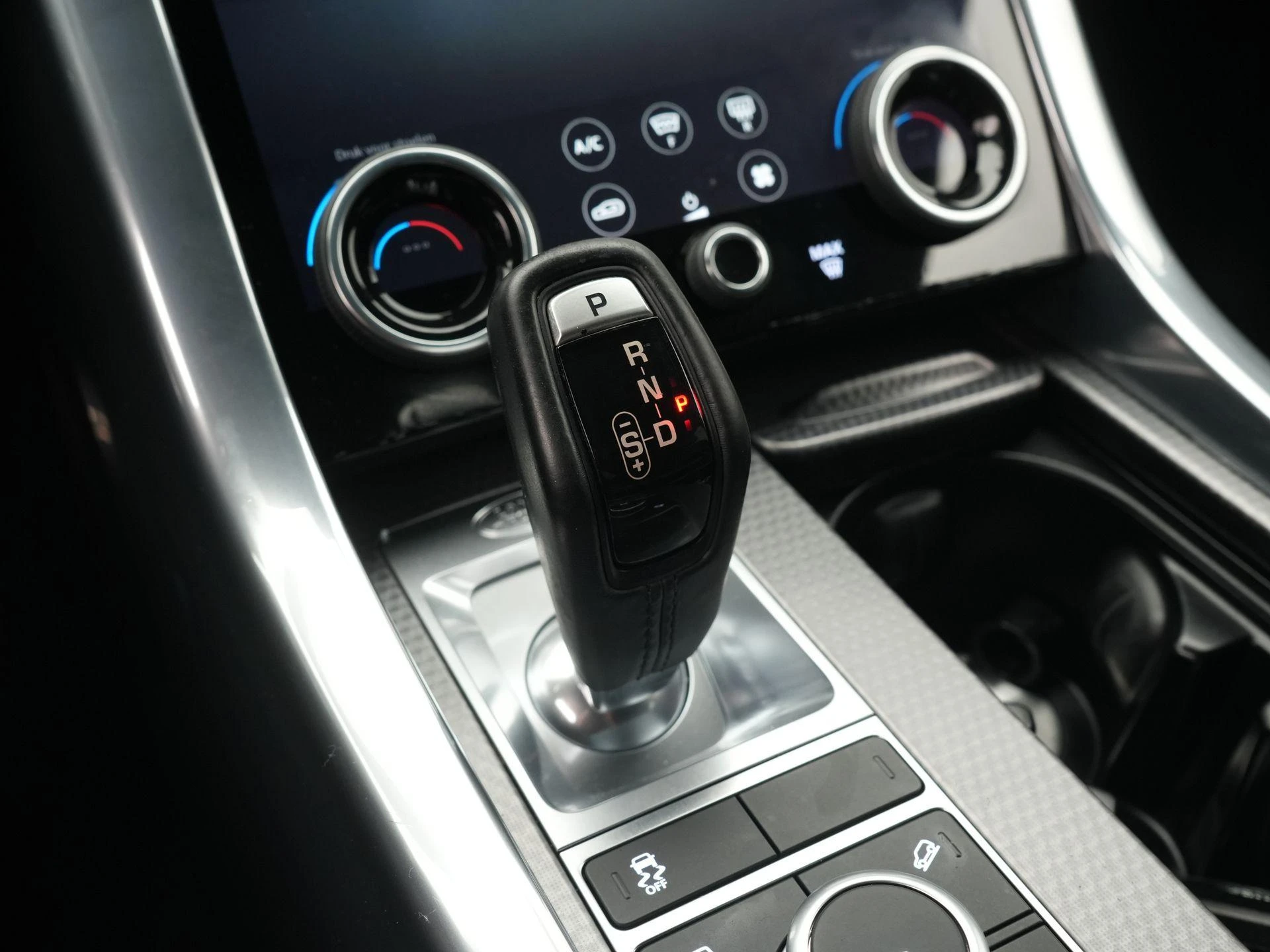 Land Rover-Range Rover Sport-image-21