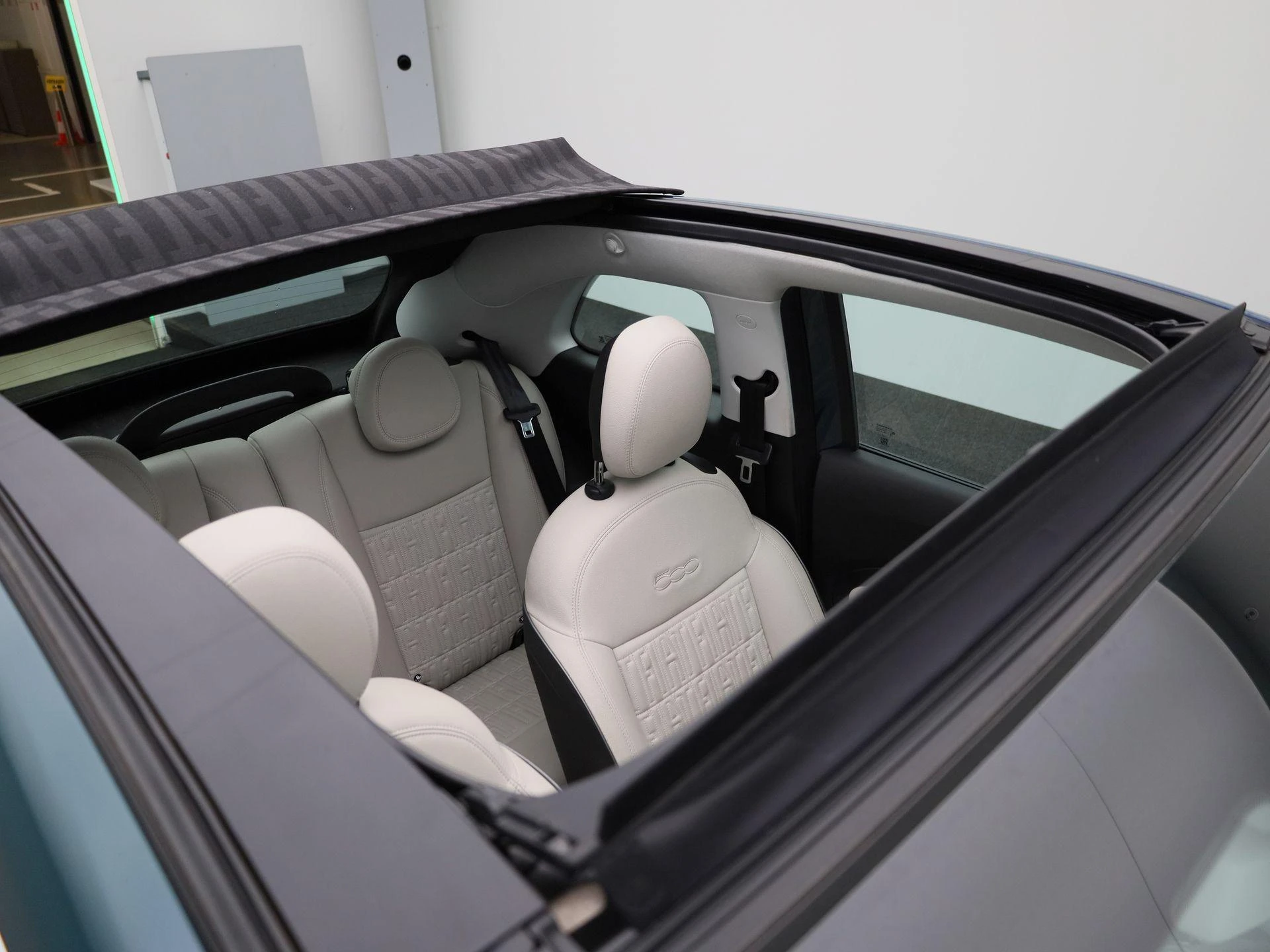 Fiat-500e-image-32