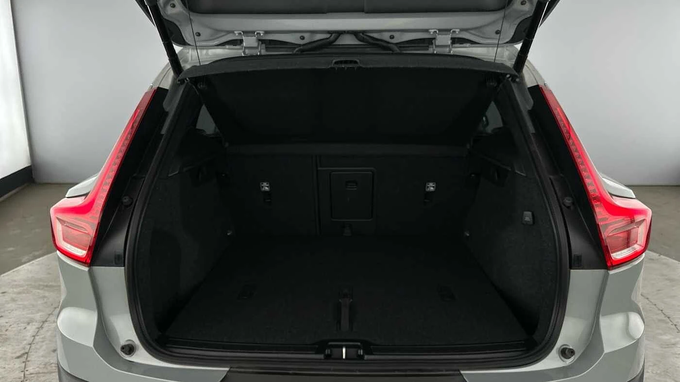 Volvo-XC40-image-24