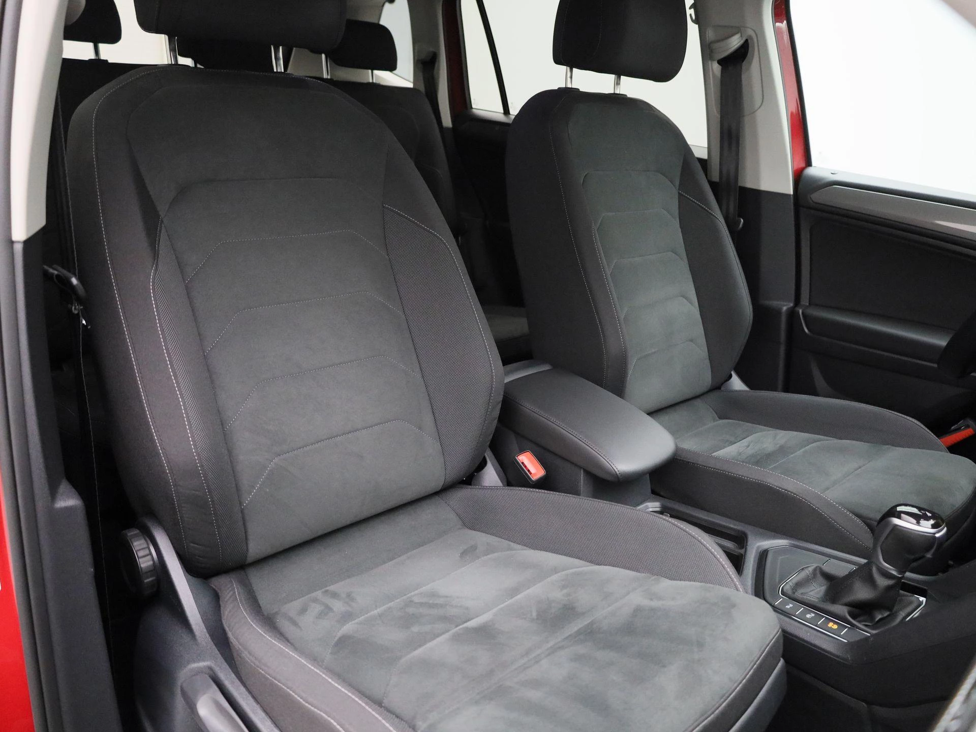 Volkswagen-Tiguan Allspace-image-35