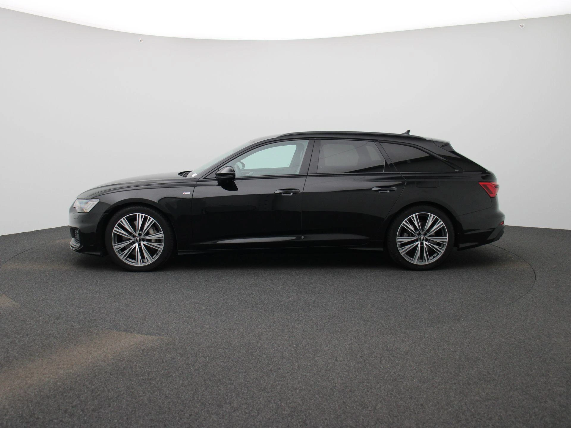 Audi-A6-image-4