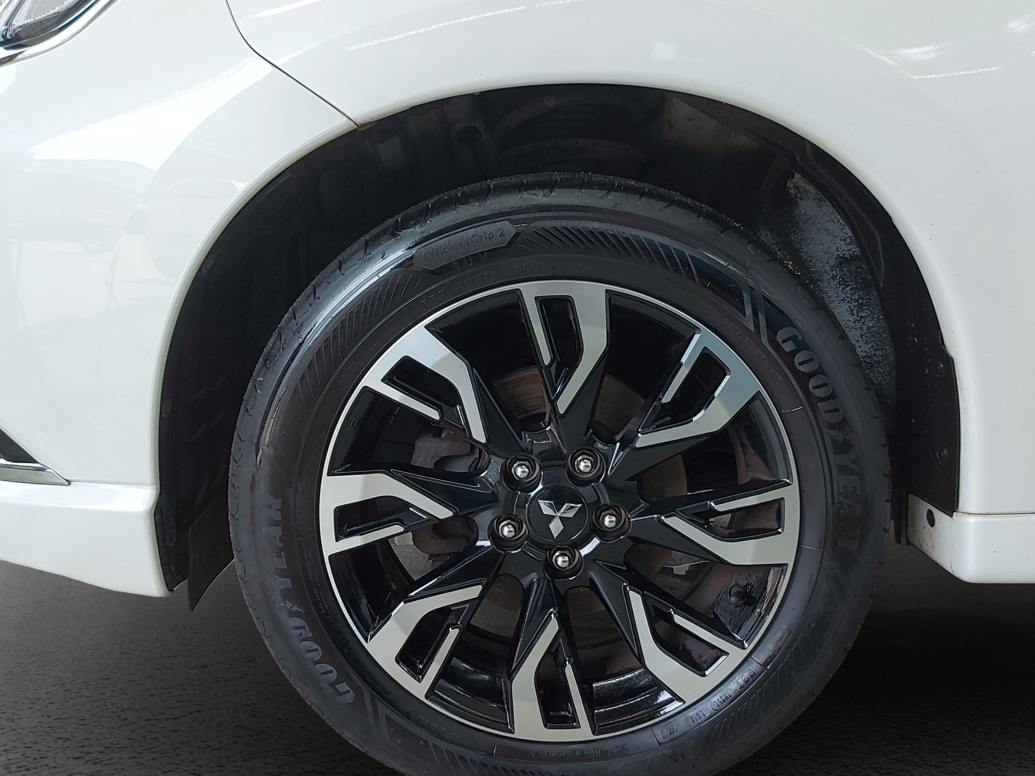 Mitsubishi Outlander 2.0 PHEV Plug-in Hybrid Plus 4WD