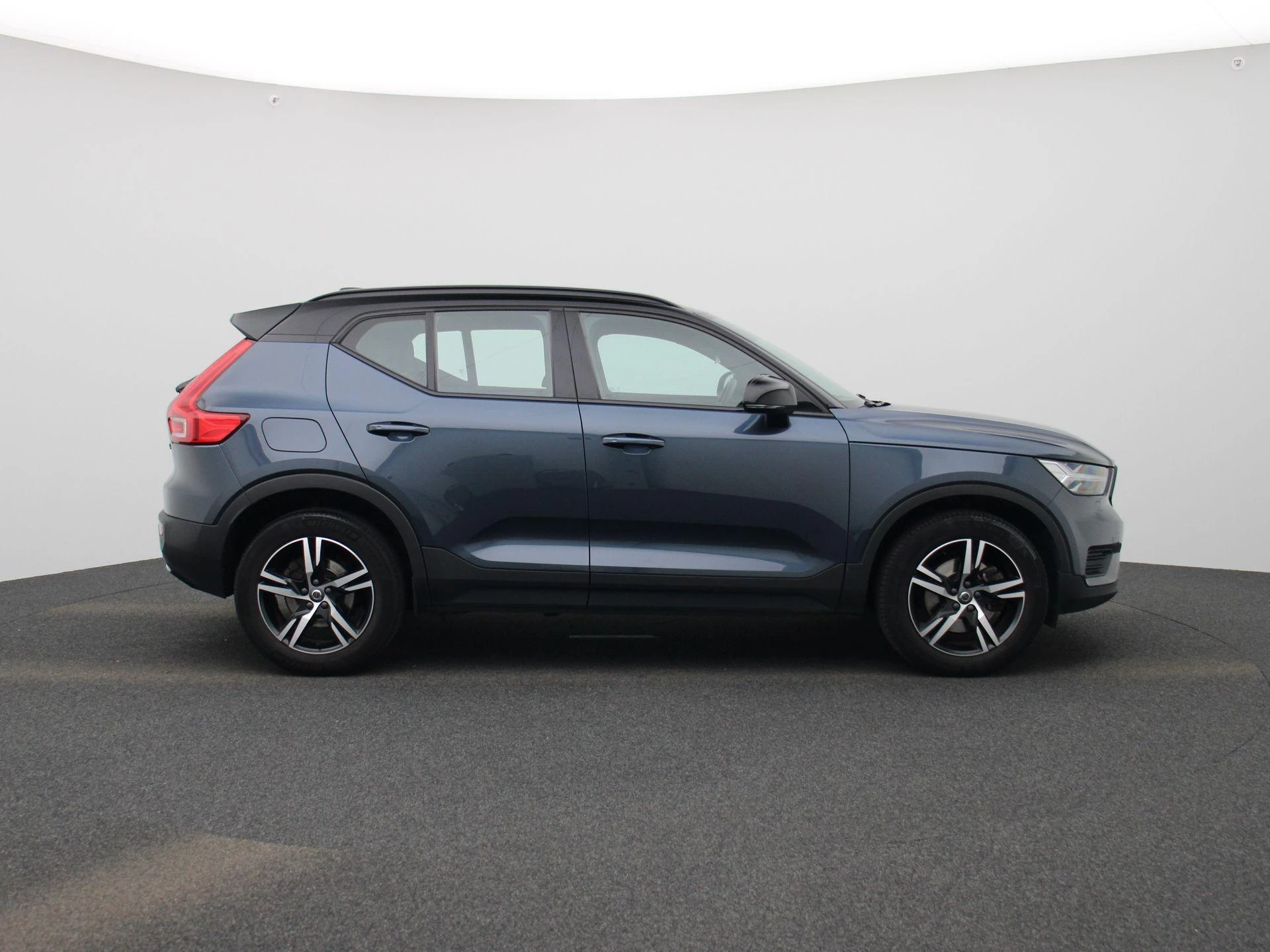 Volvo-XC40-image-5