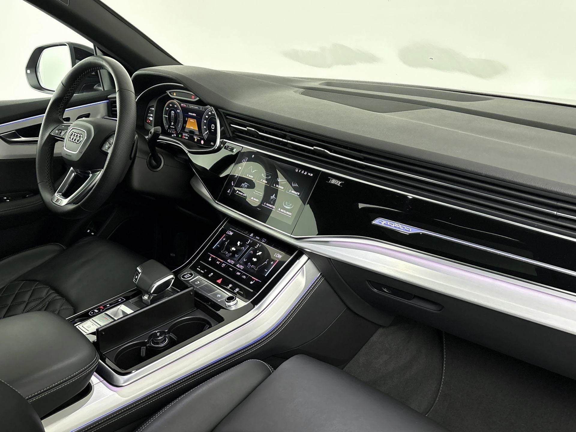 Audi Q8 60 TFSI e quattro Competition 462 PK