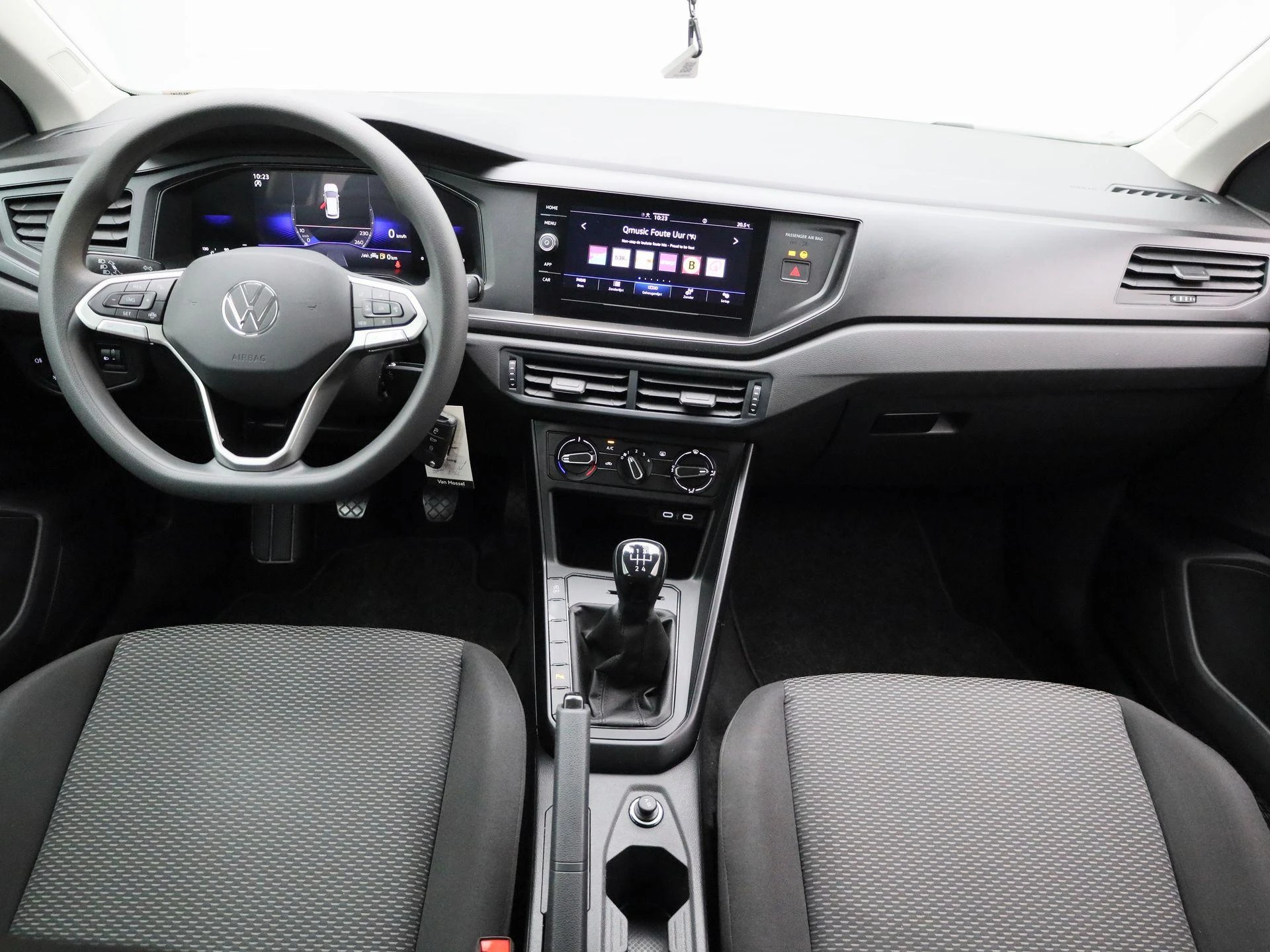 Volkswagen Polo - 9