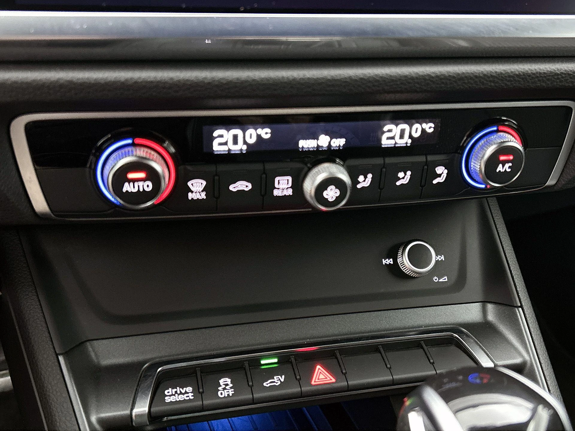 Audi Q3 45 TFSI e S edition