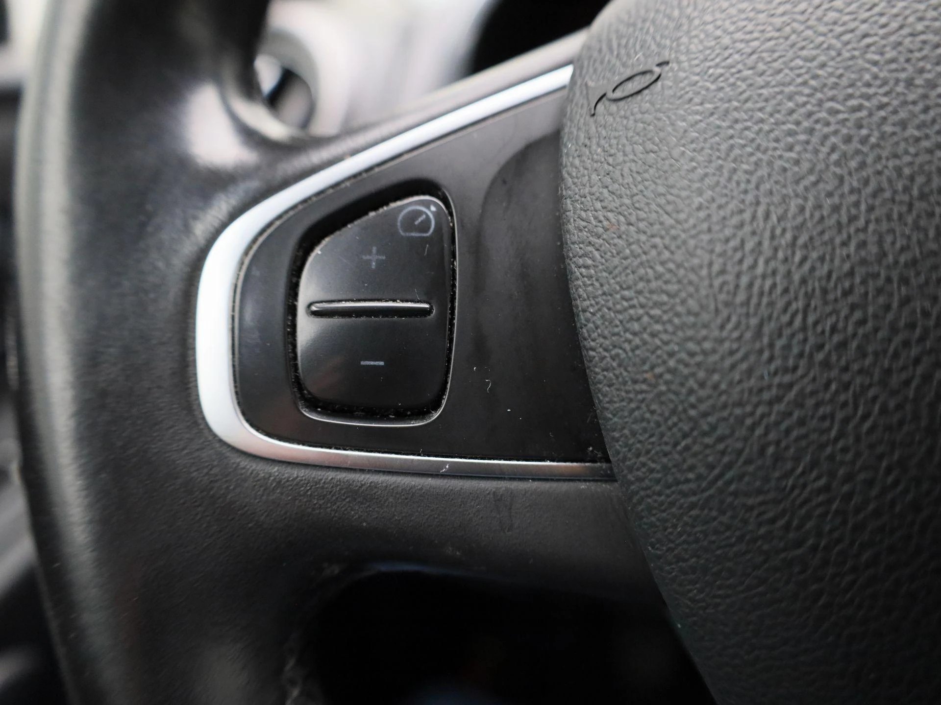 Renault-Clio-image-19