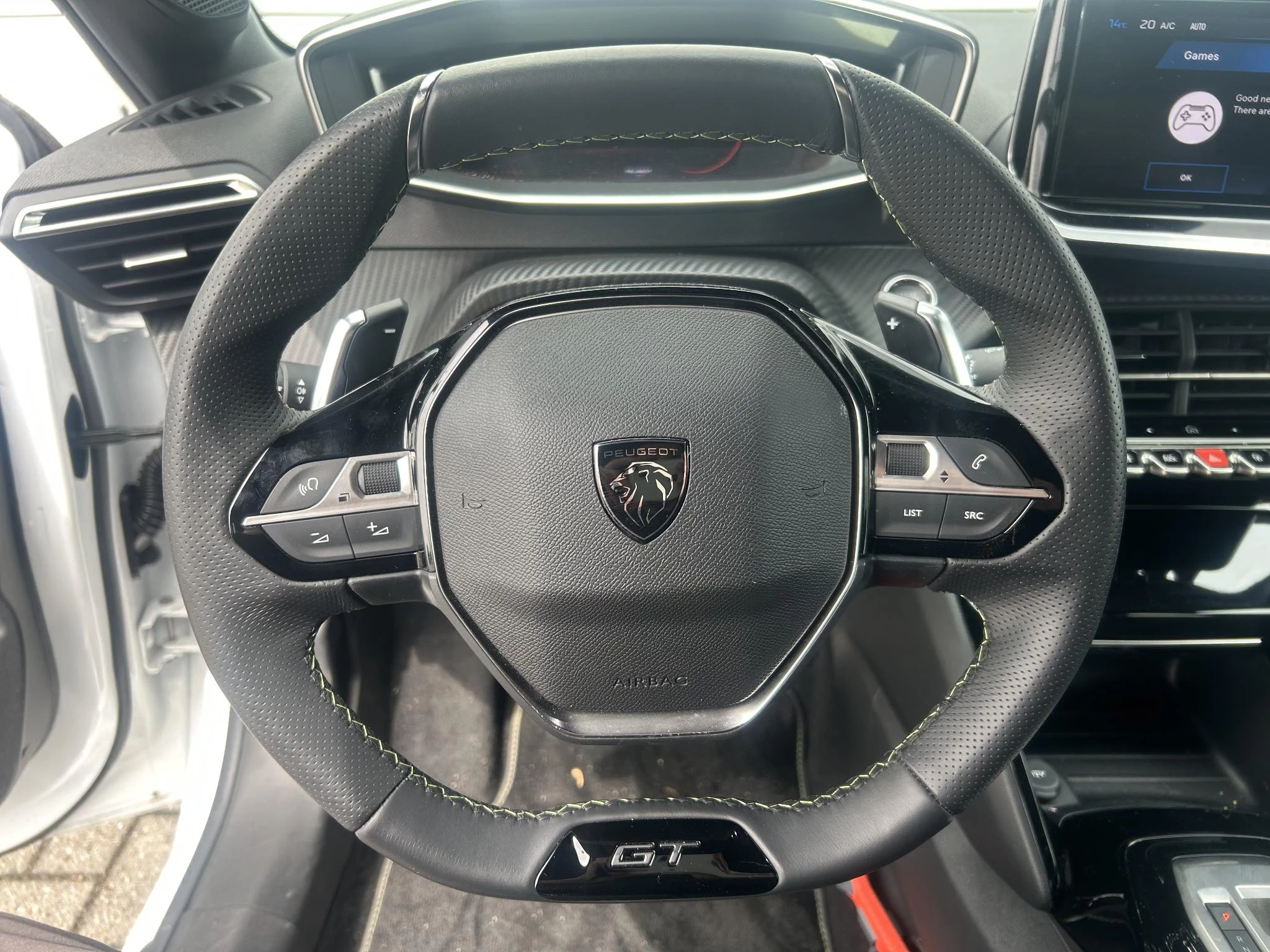 Peugeot-208-image-11