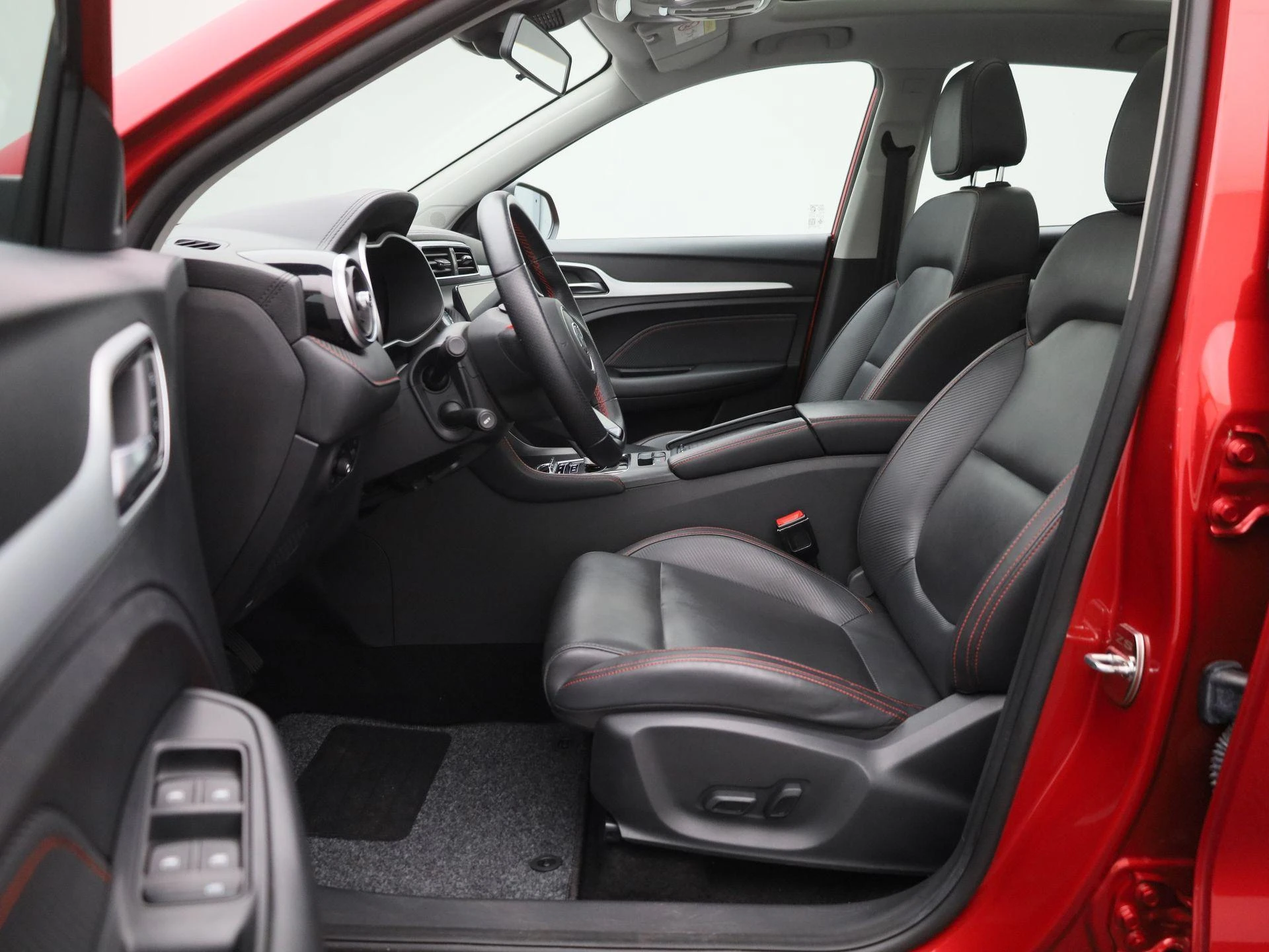 MG-ZS EV-image-10