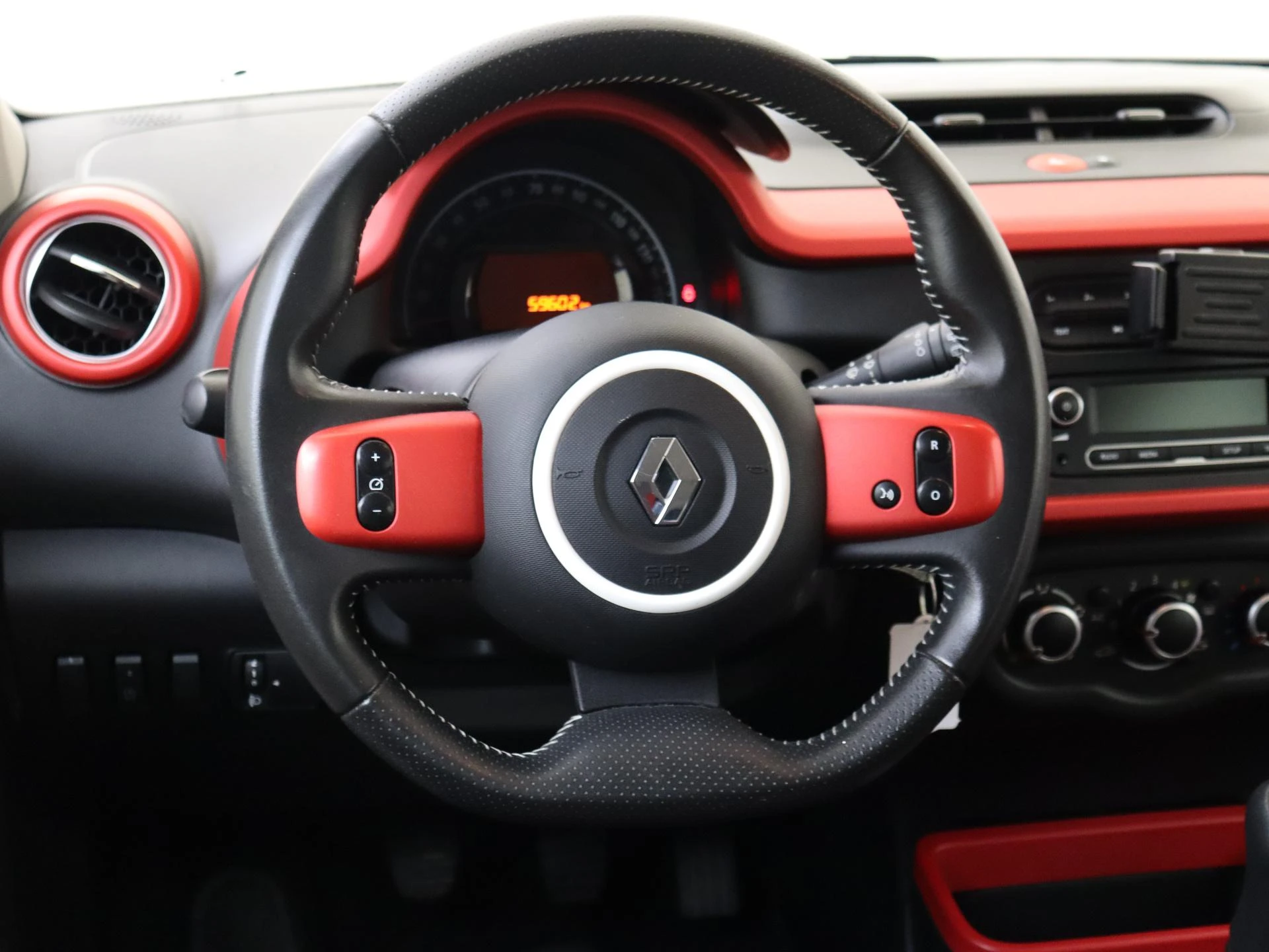 Renault-Twingo-image-9