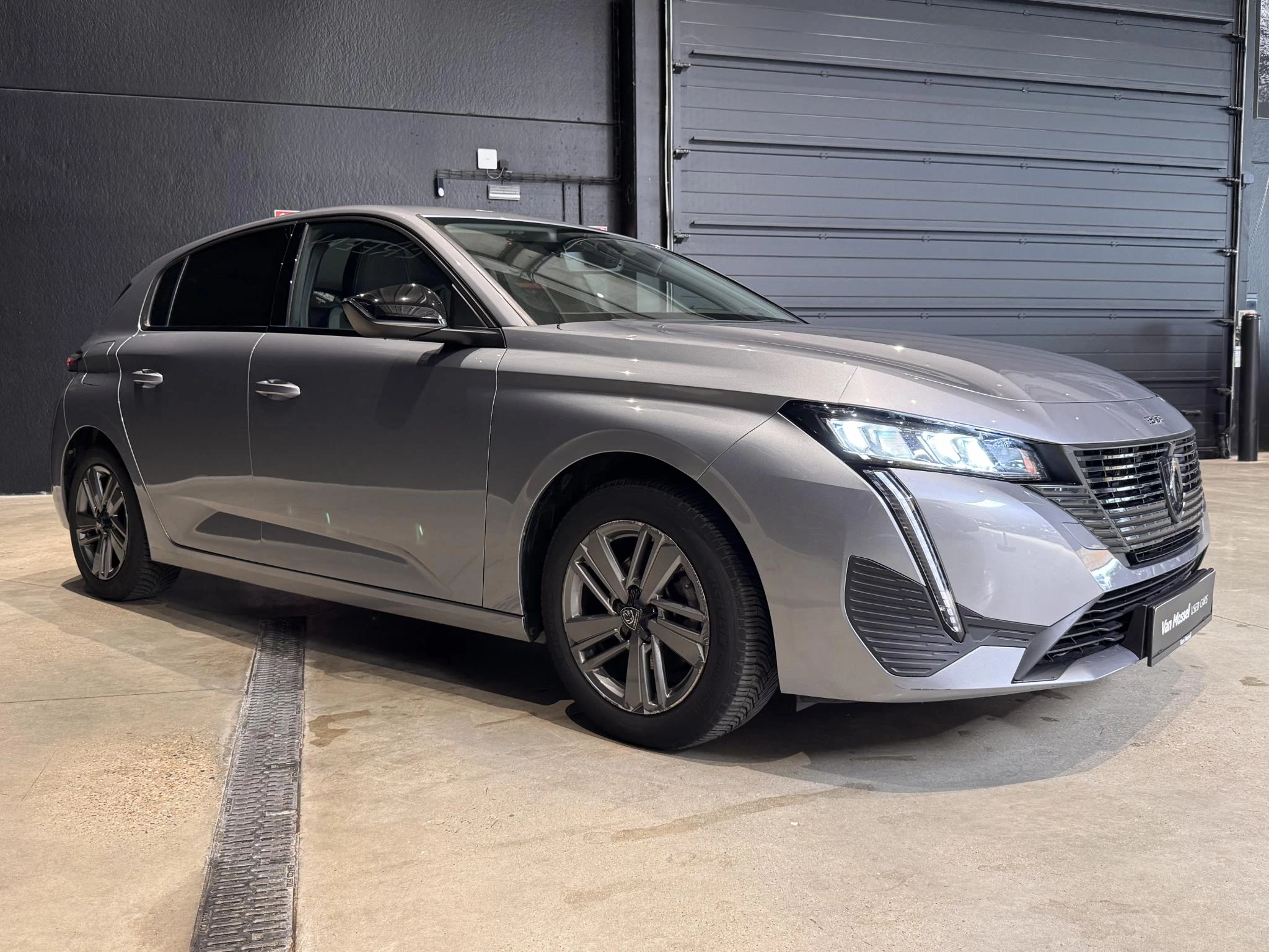 Peugeot-308-image-2