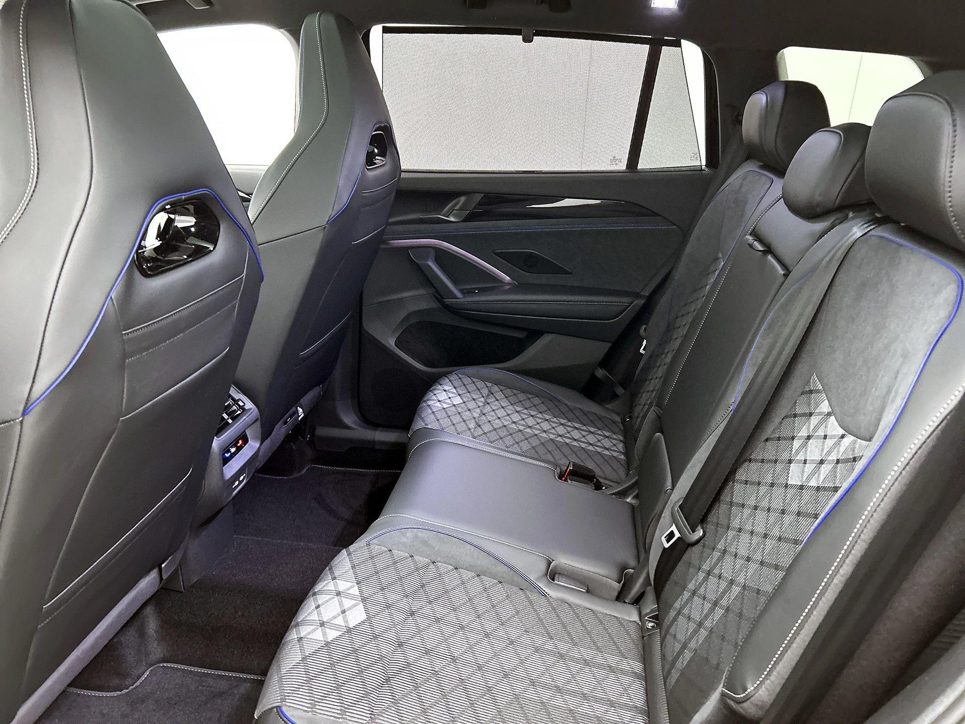 Volkswagen-Tayron-image-28
