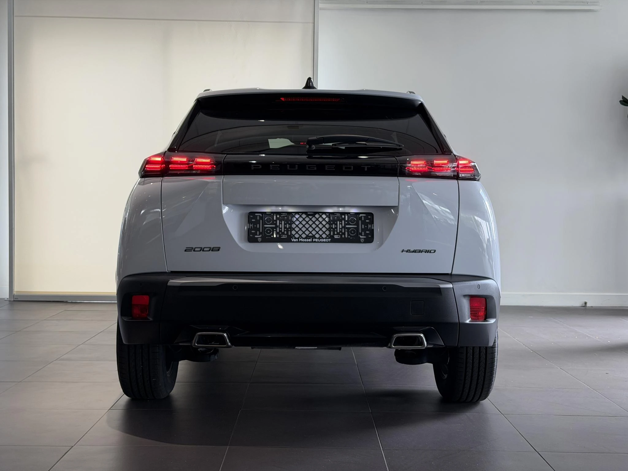 Peugeot 2008 1.2 Hybrid 145 Allure