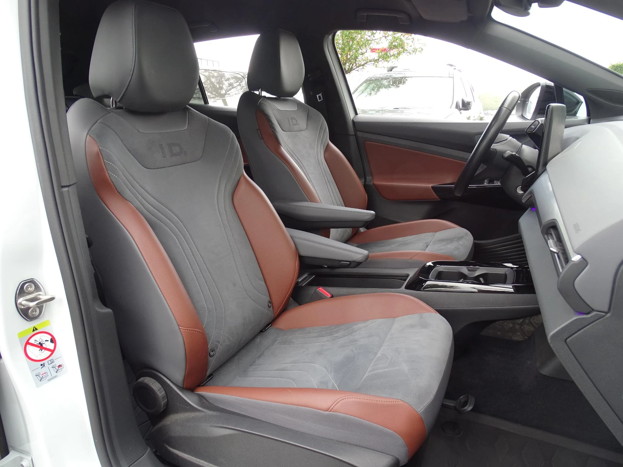 Volkswagen-ID.4-image-13