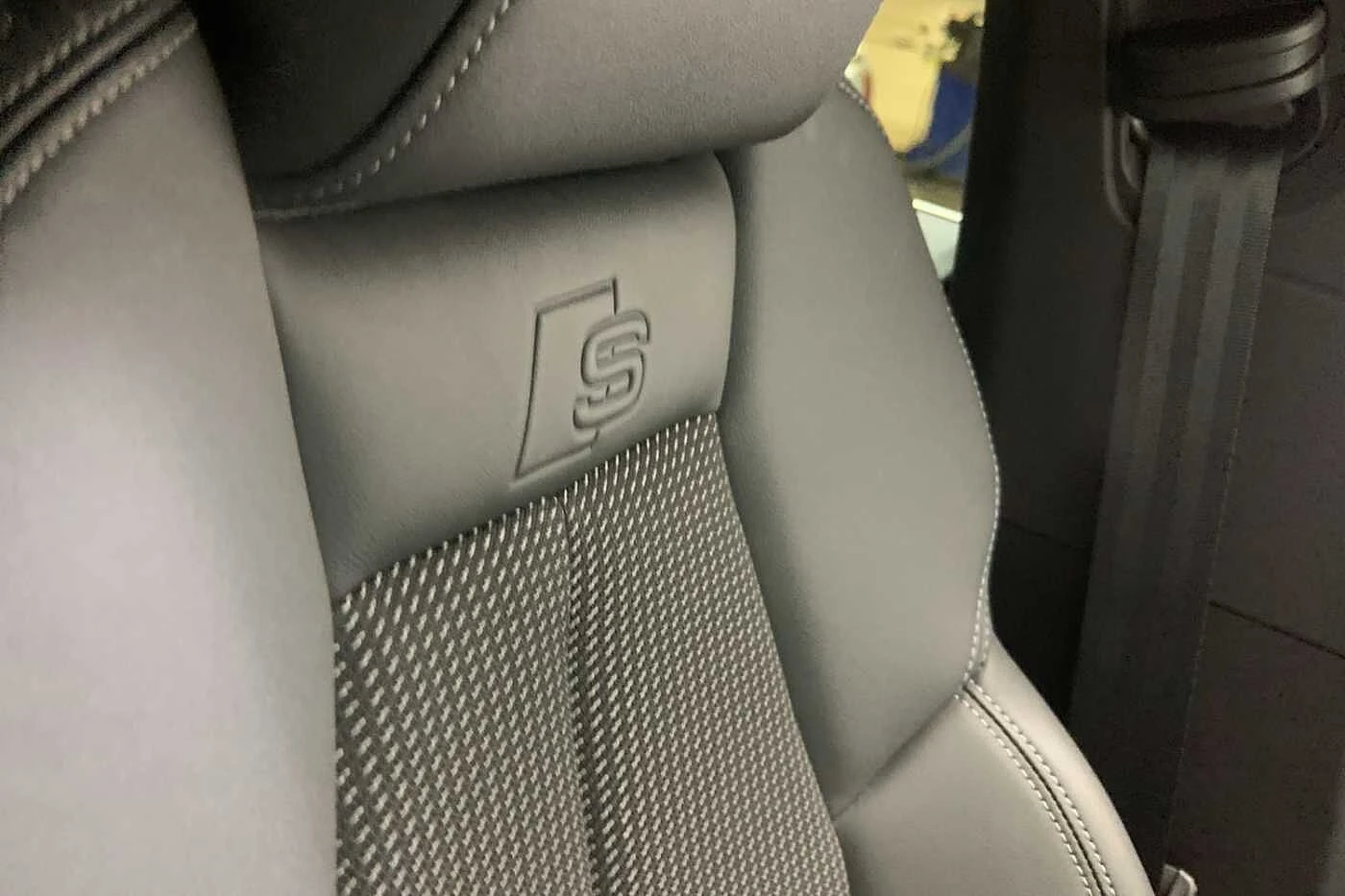 Audi-Q4 e-tron-image-28