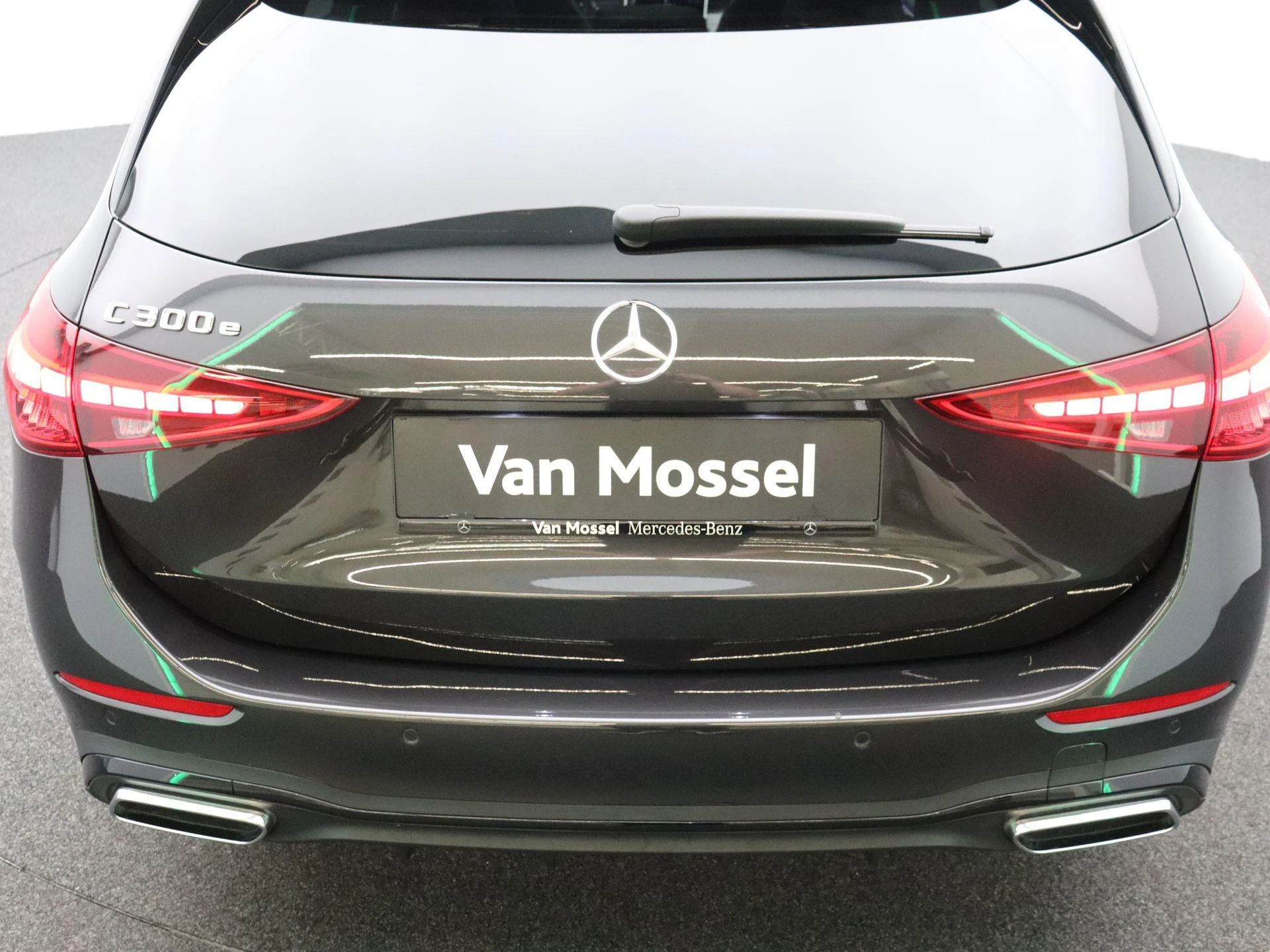 Mercedes-Benz C-Klasse 300 e Break Star Edition + LEDER + PANO DAK + DIGITAL LIGHT +