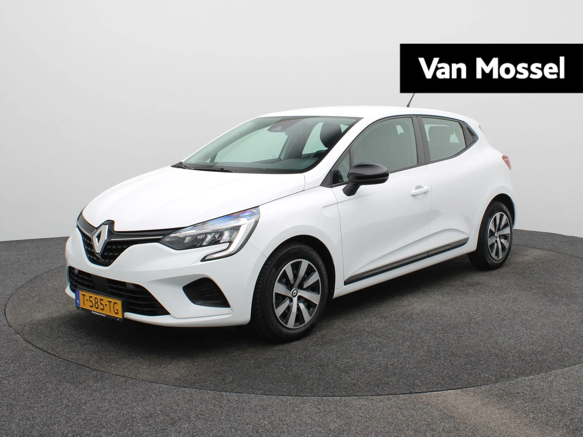 Renault-Clio-image-0