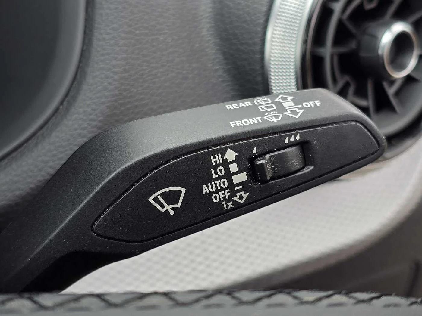 Audi-Q2-image-30