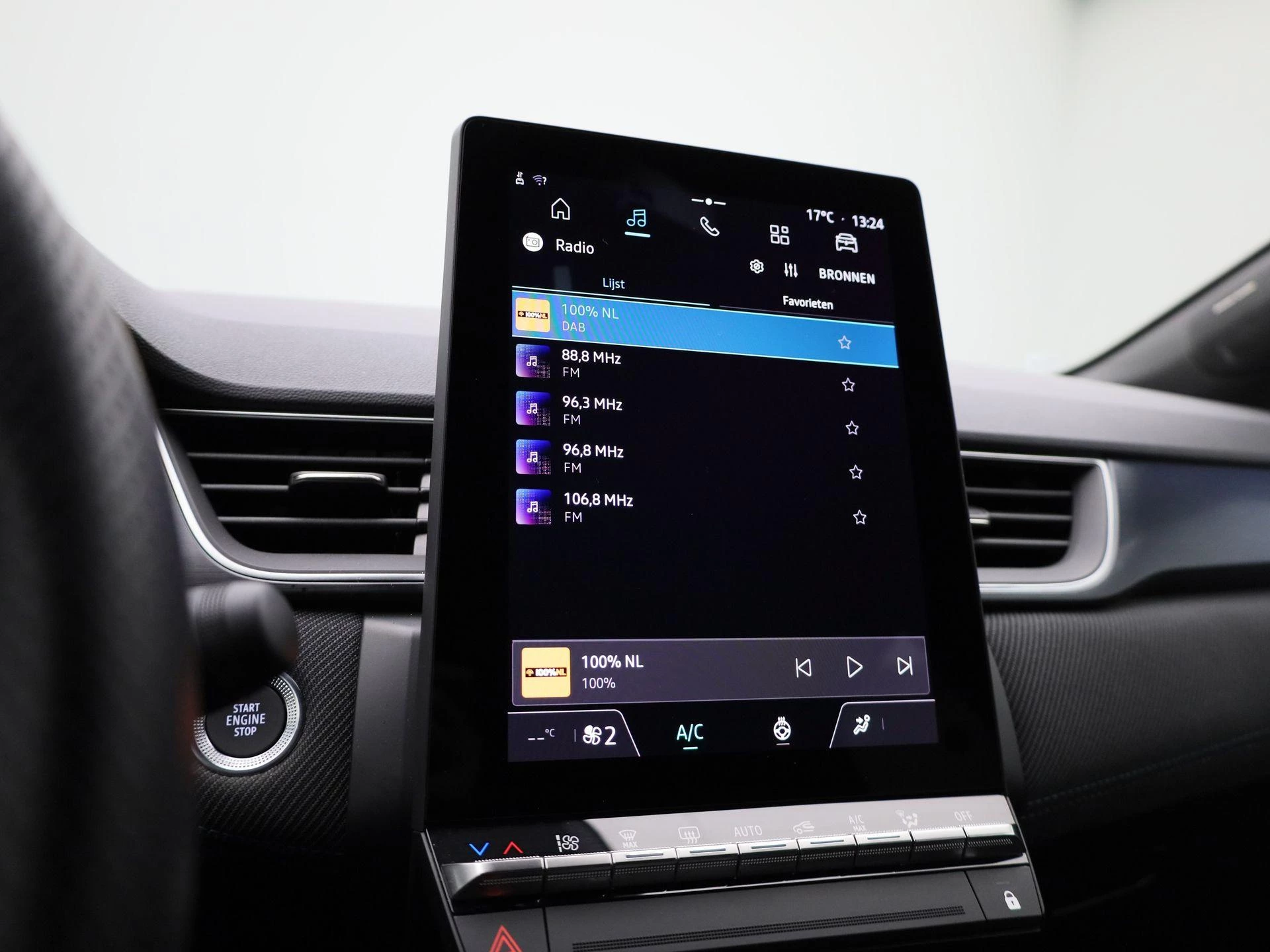 Renault-Captur-image-26