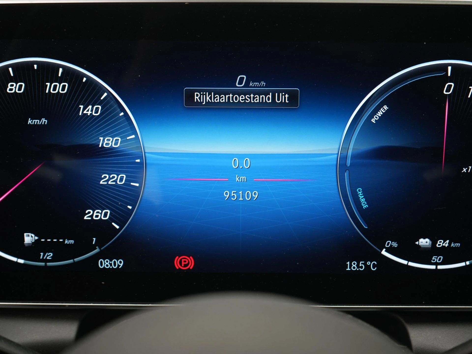 Mercedes-Benz-GLC-image-49