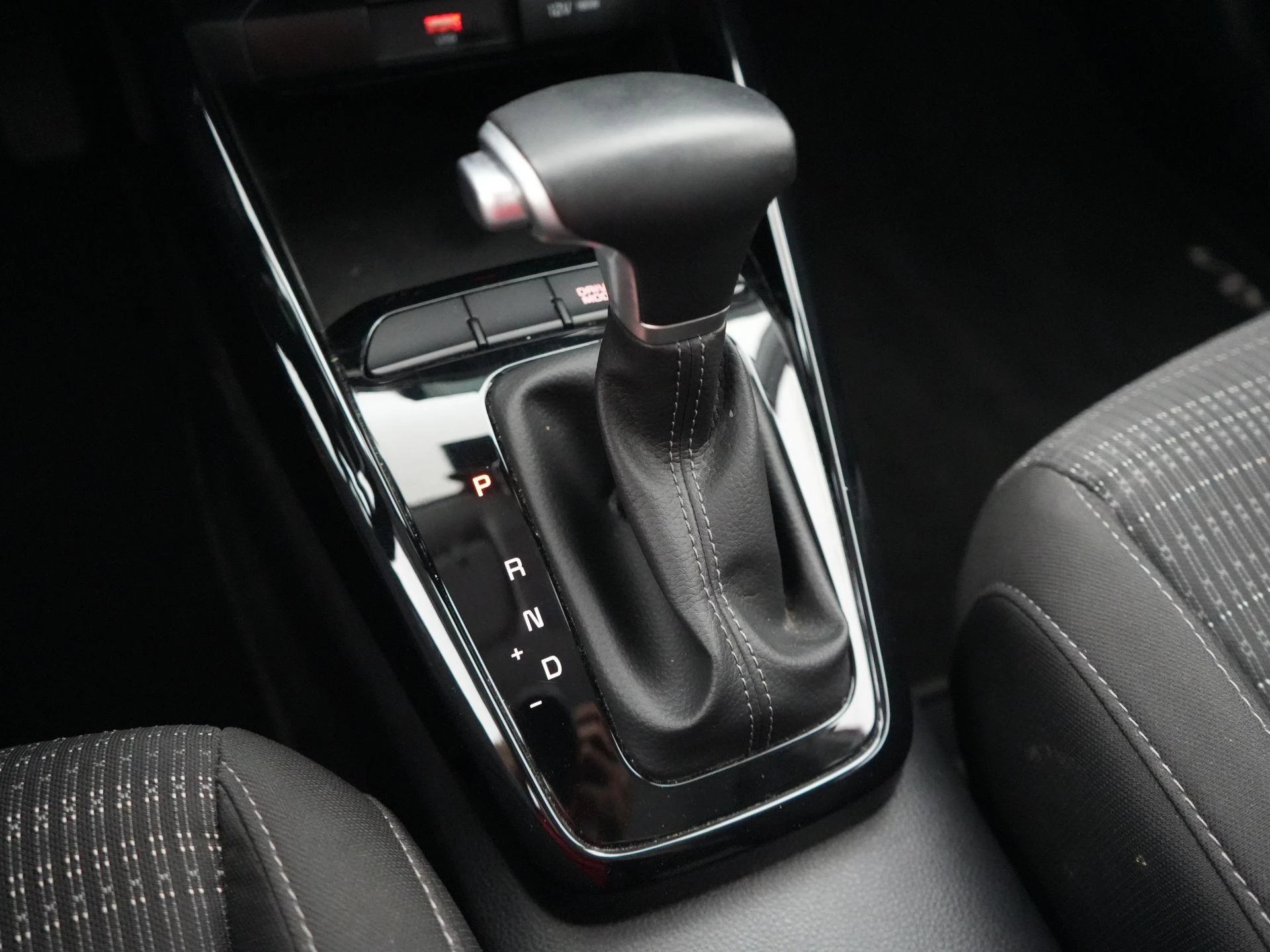 Kia-Stonic-image-9