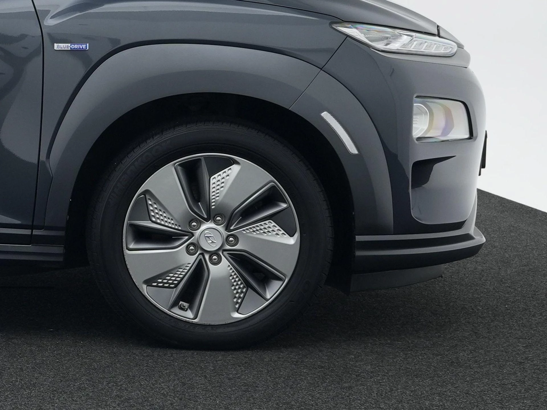 Hyundai-Kona-image-7