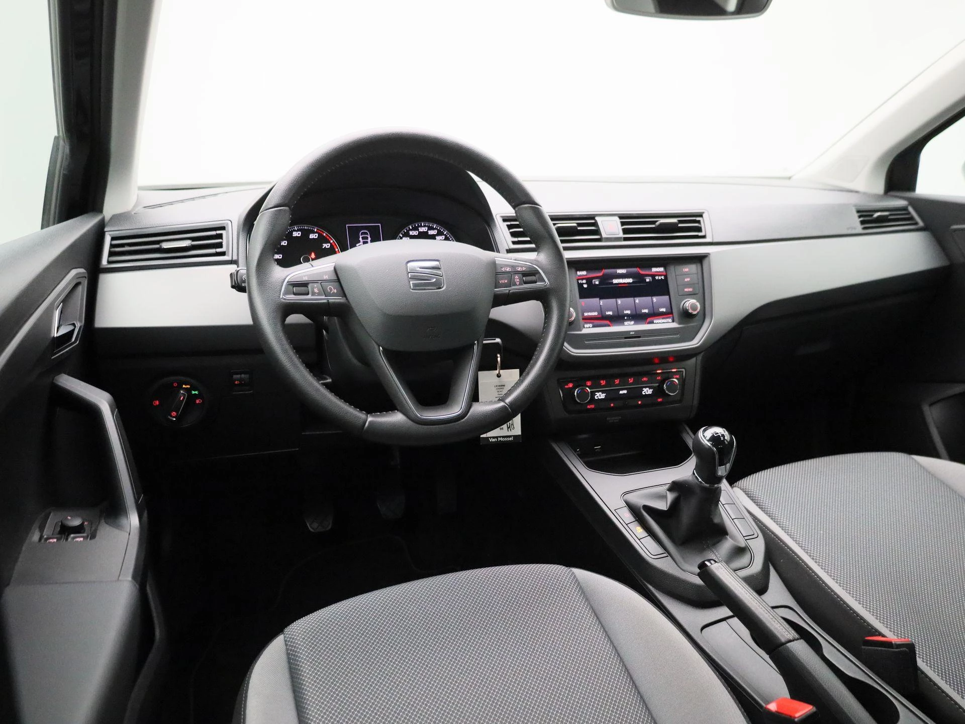 SEAT-Ibiza-image-6
