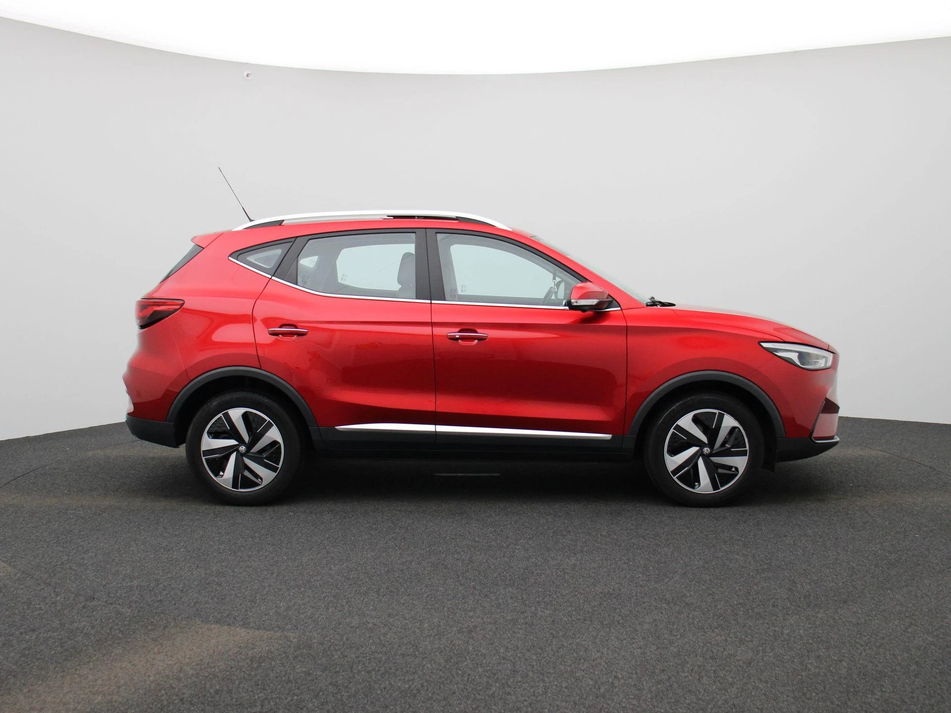 MG-ZS EV-image-5